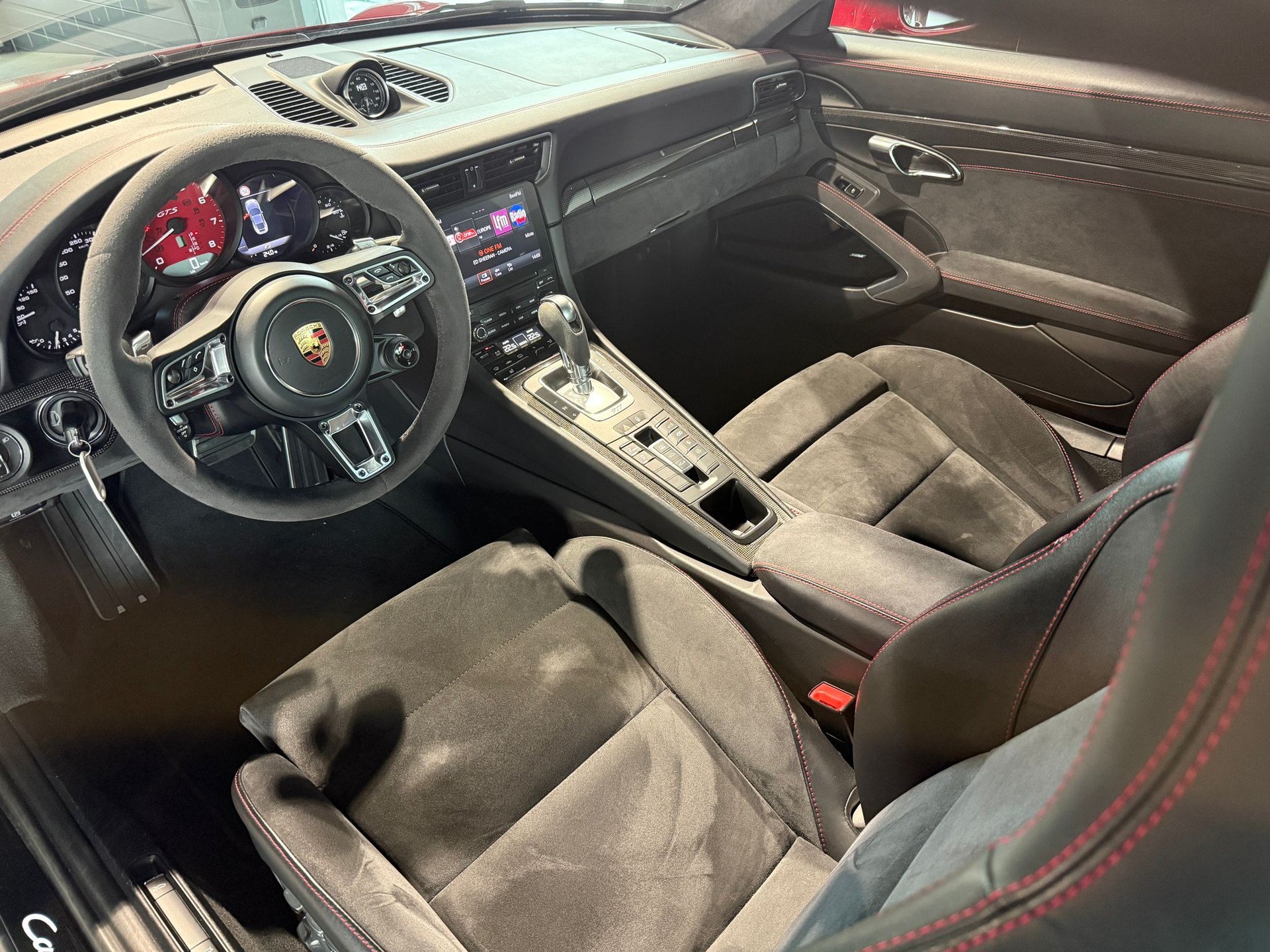 PORSCHE 911 Carrera GTS PDK-image-7