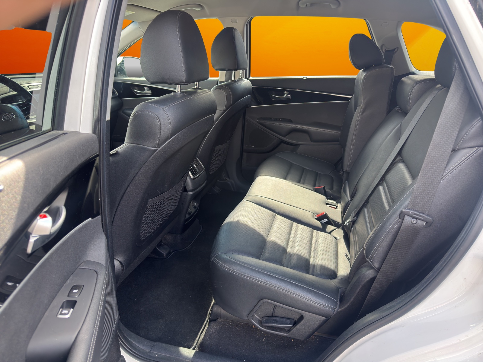KIA Sorento 2.2 CRDI Style 5P. Automatic-image-11