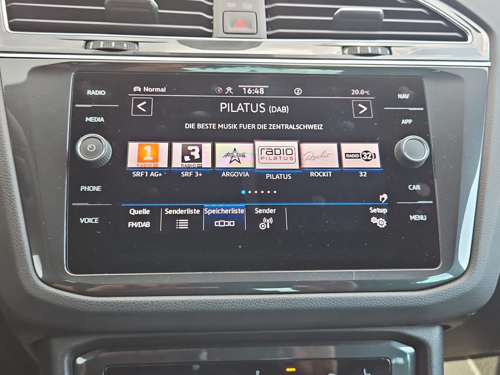 VW Tiguan 2.0 TDI SCR R-Line 4Motion DSG-image-20