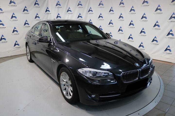 BMW 528i xDrive Steptronic-image-6