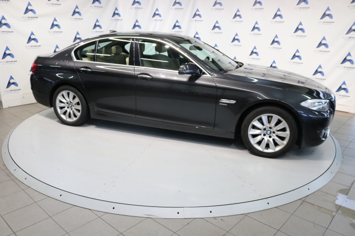 BMW 528i xDrive Steptronic-image-26