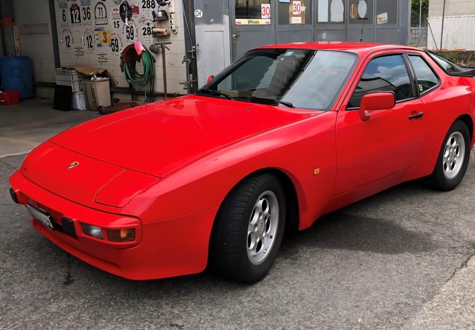PORSCHE 2.5