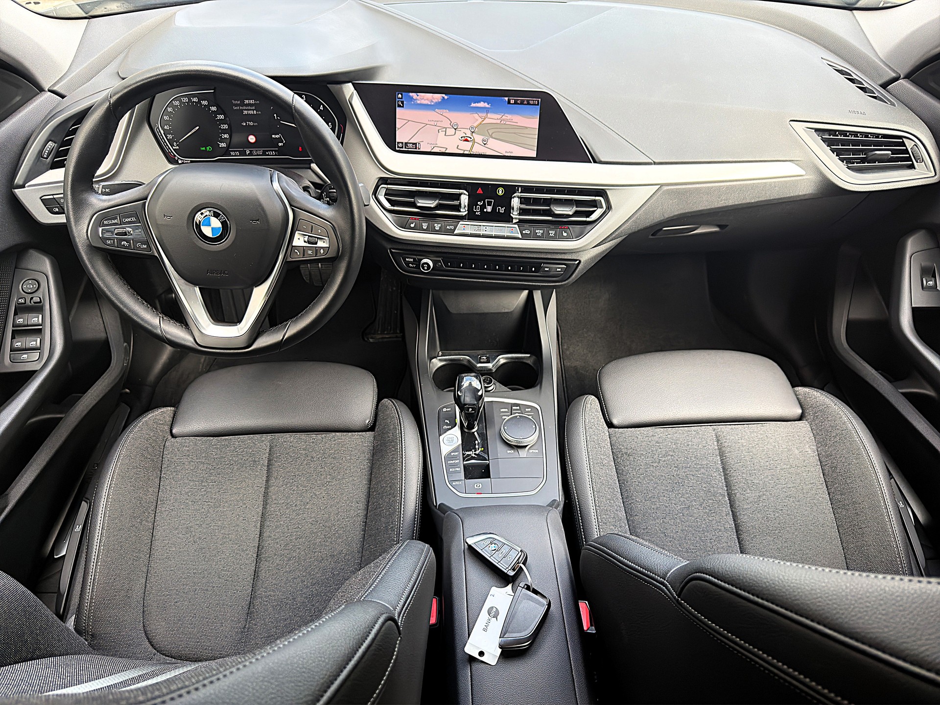 BMW 120d xDrive Steptronic-image-7