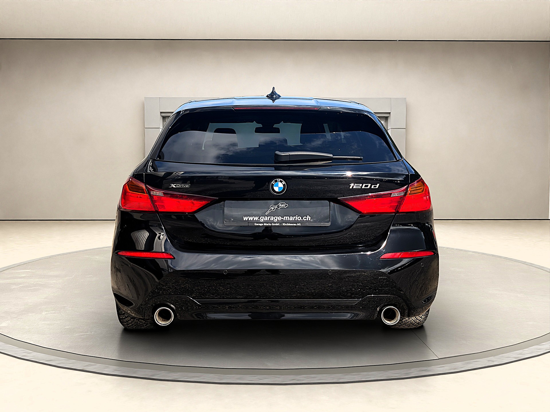 BMW 120d xDrive Steptronic-image-5