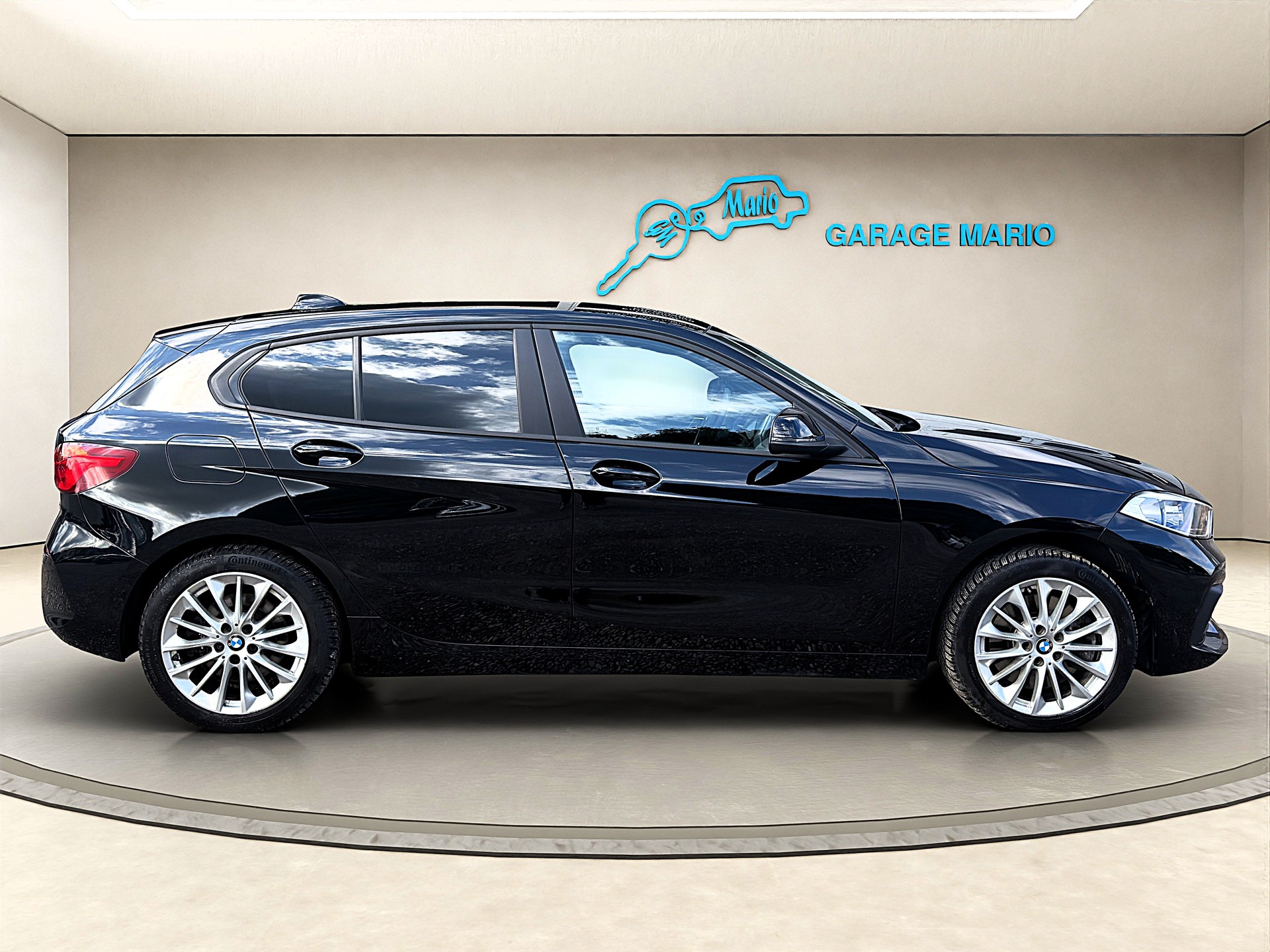 BMW 120d xDrive Steptronic-image-3