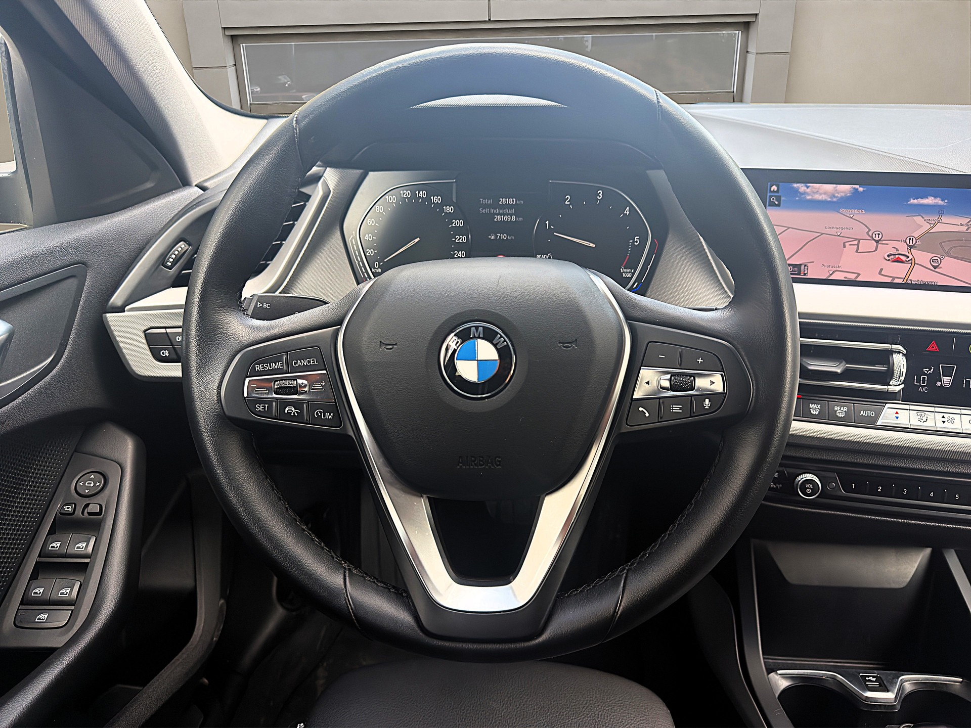 BMW 120d xDrive Steptronic-image-11