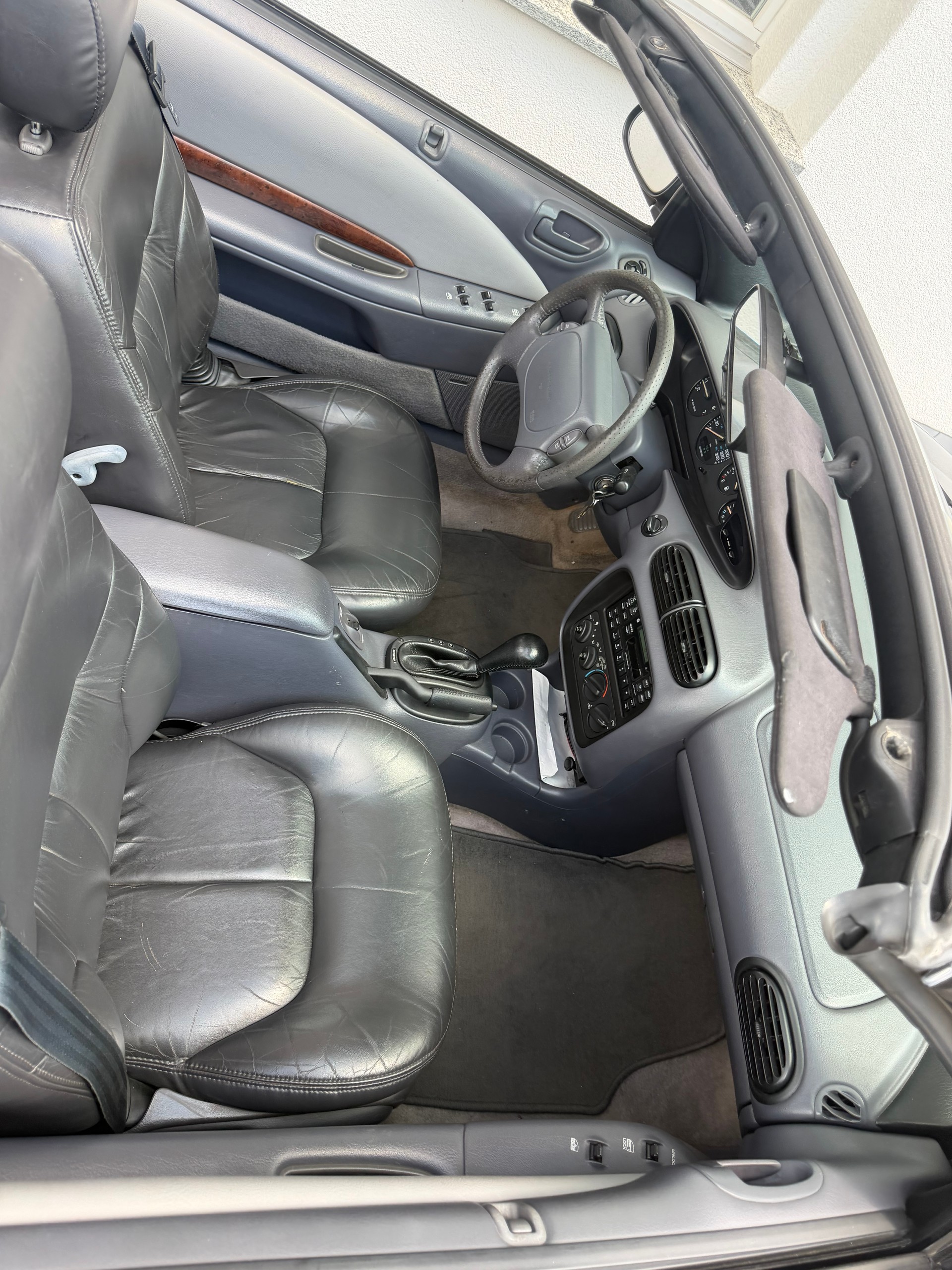 CHRYSLER Stratus 2.5 V6 LX Cabrio-image-8
