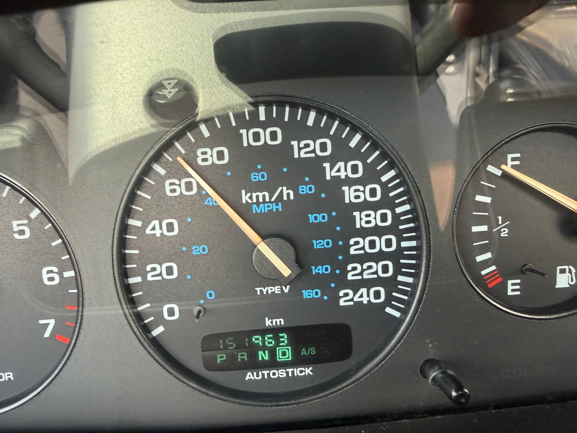 CHRYSLER Stratus 2.5 V6 LX Cabrio-image-7