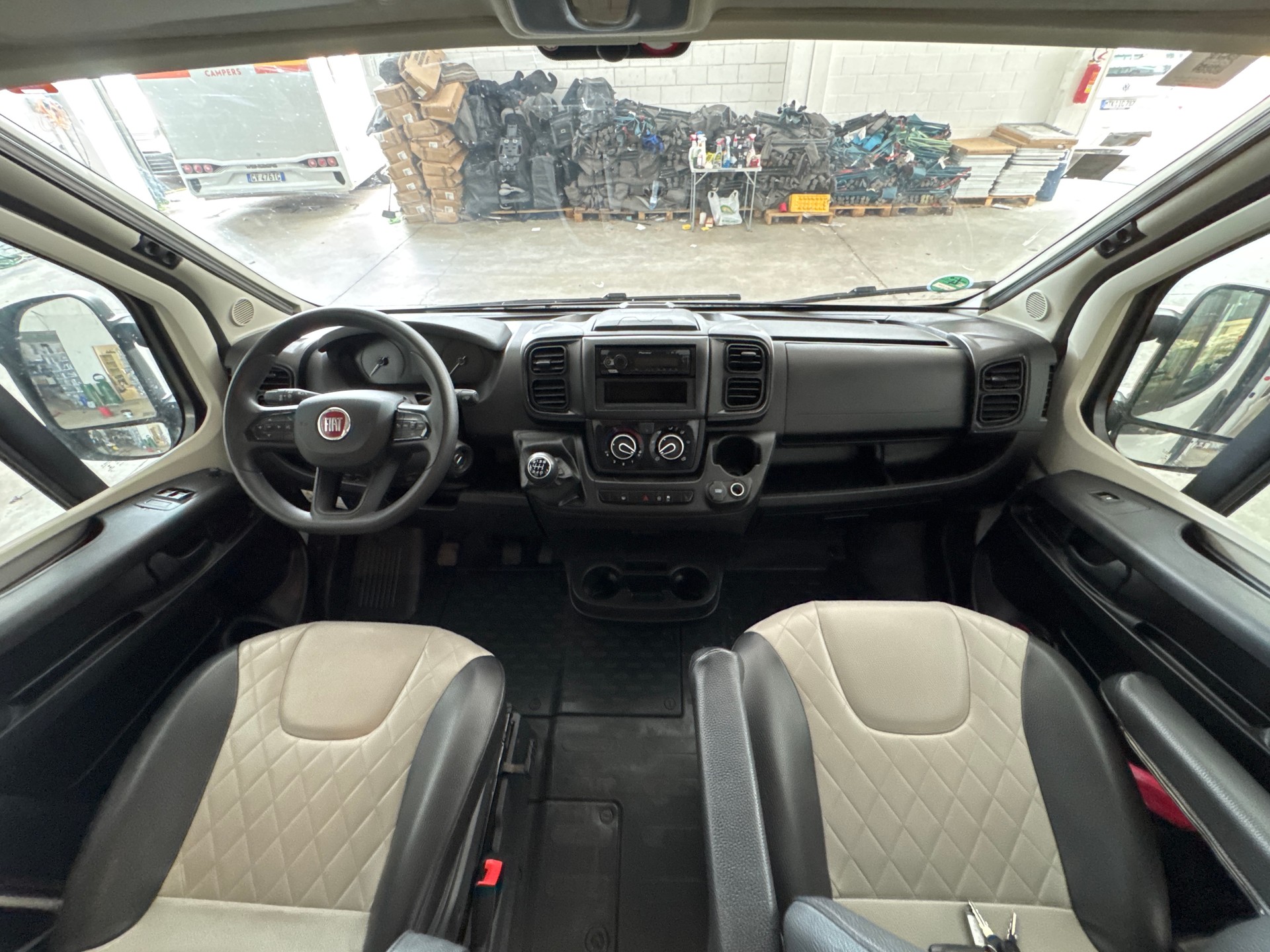 FIAT 2024 Fiat Ducato Weinsberg Carabus | Schaltgetriebe | Aufstelldach-image-4