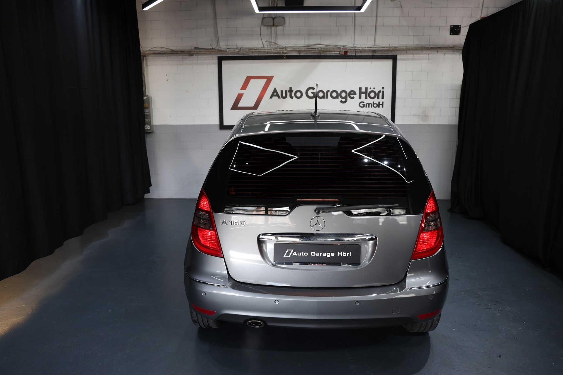MERCEDES-BENZ A 180 Avantgarde-image-16