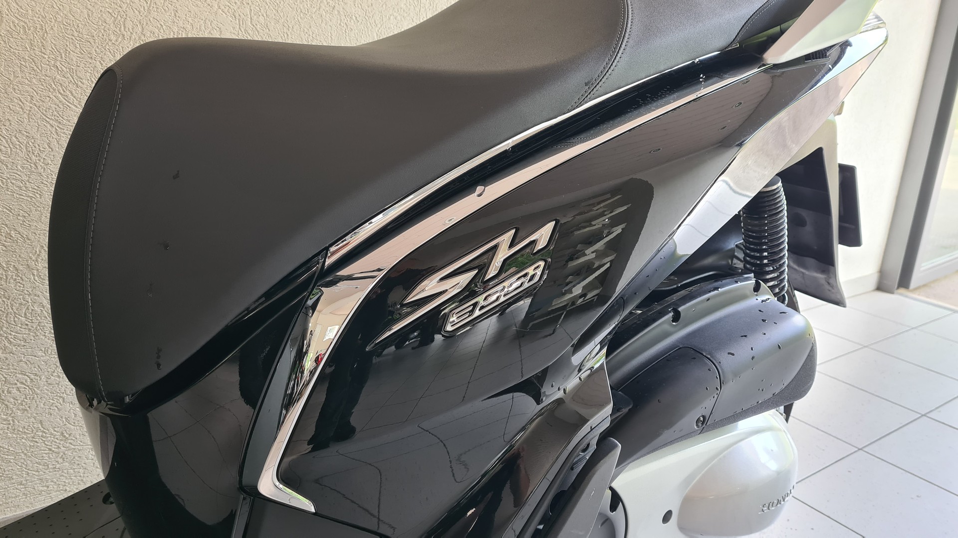 HONDA SH 300 i ABS-image-7