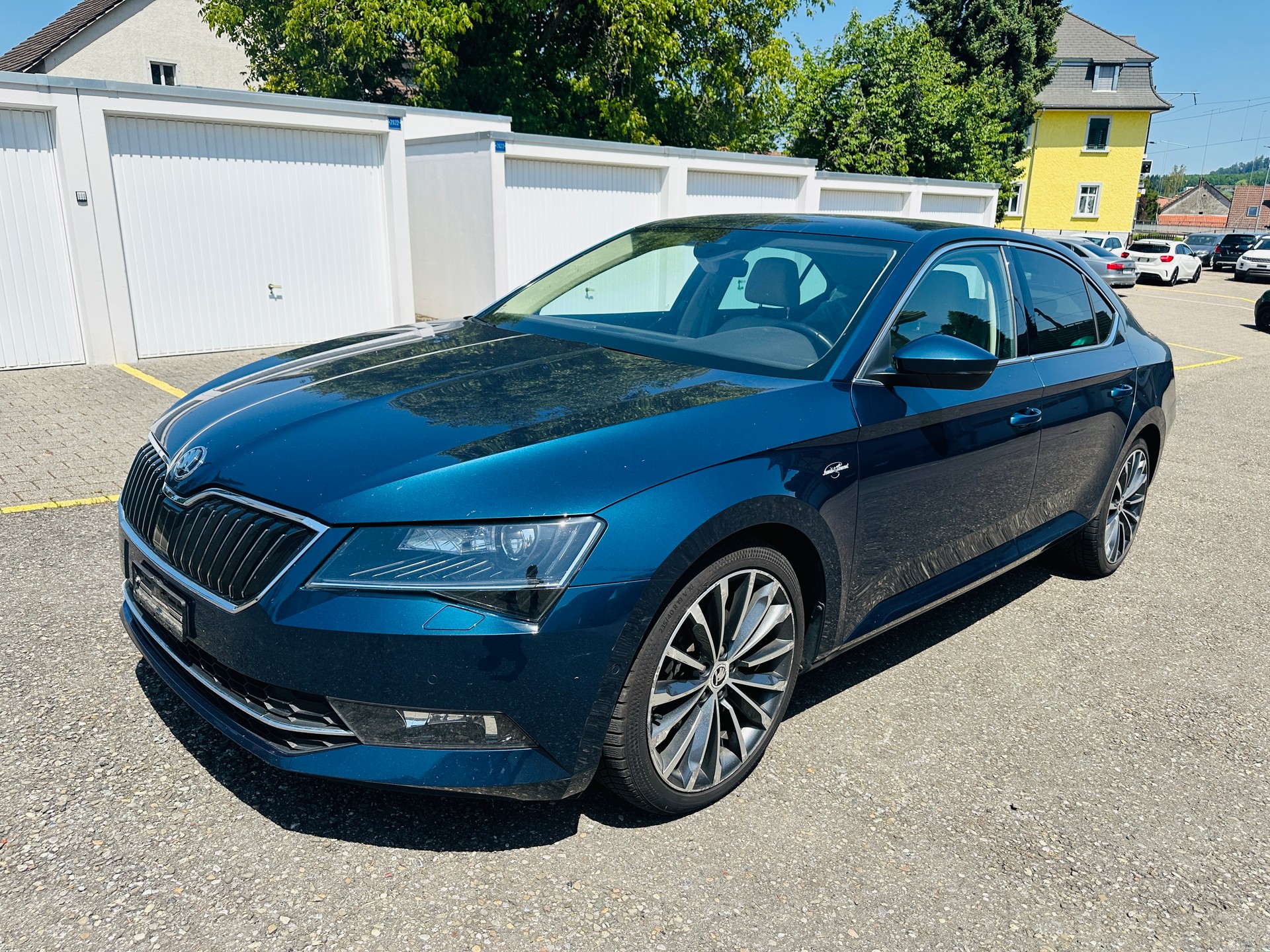 SKODA Superb 2.0TDi L&K 4x4 DSG-image-6
