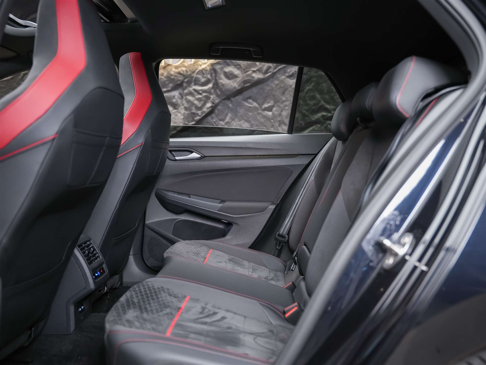 VW Golf 2.0 TSI GTI Clubsport DSG *Panorama*Abstandsregler* Lenkradheizung*-image-12