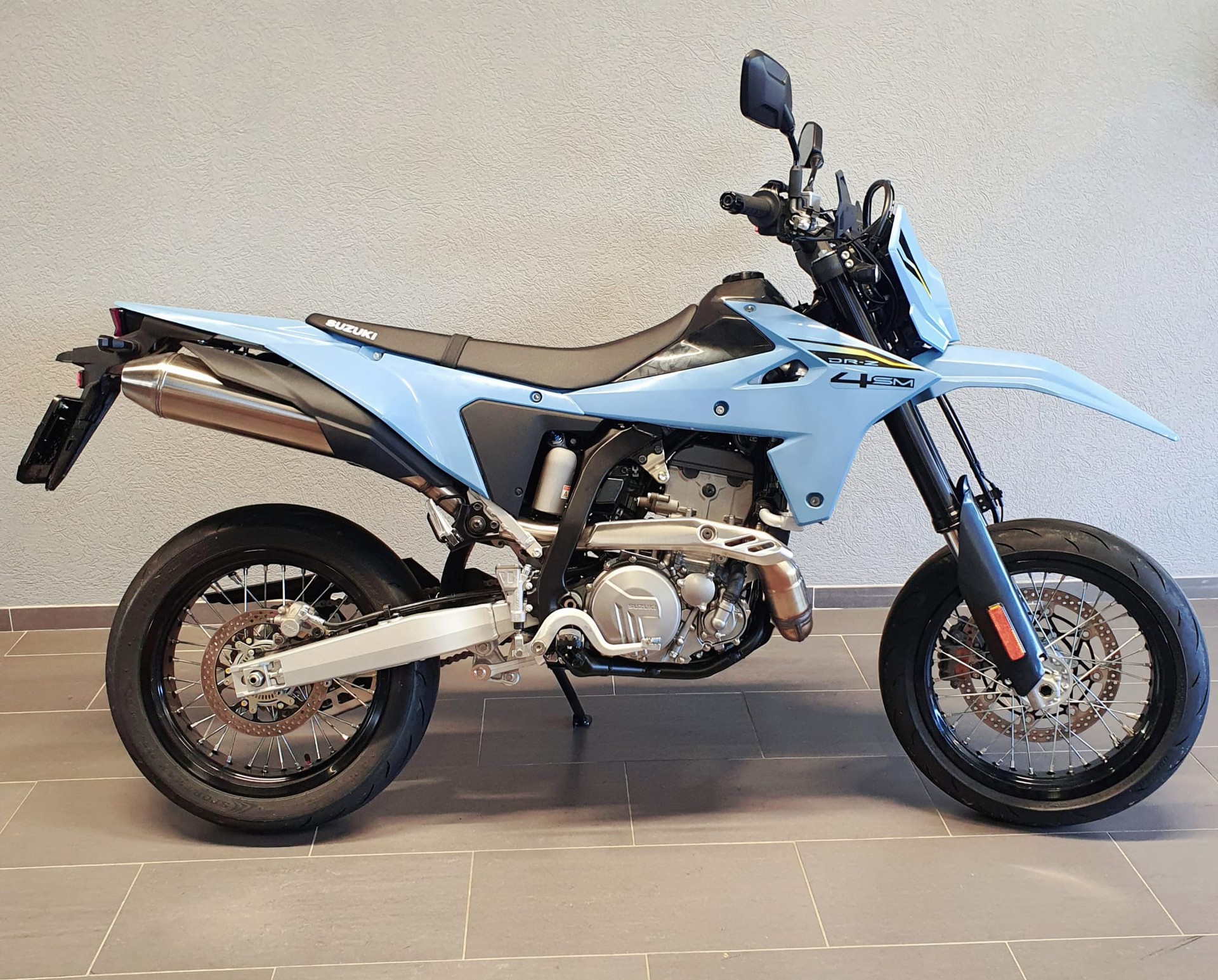 SUZUKI SM-image-1