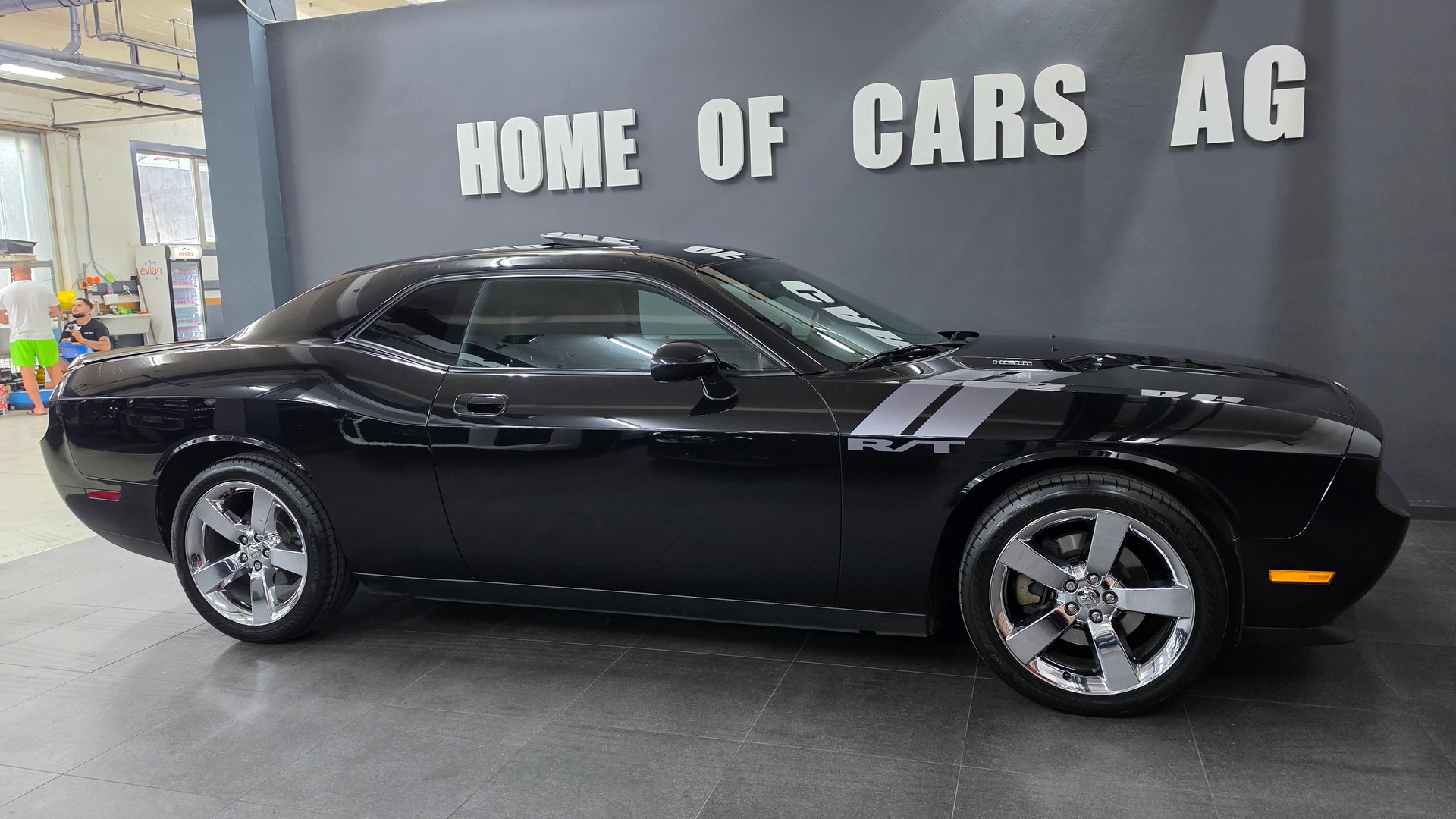DODGE Challenger 5.7 V8 Hemi R/T-image-14