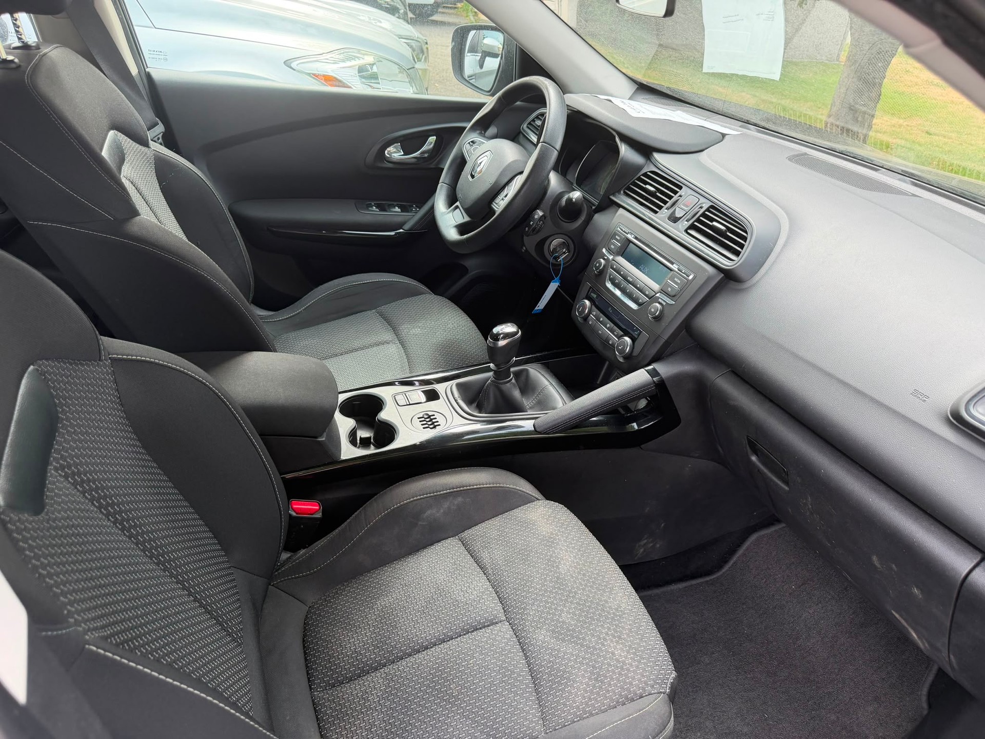 RENAULT Kadjar 1.2 16V Turbo Bose-image-9