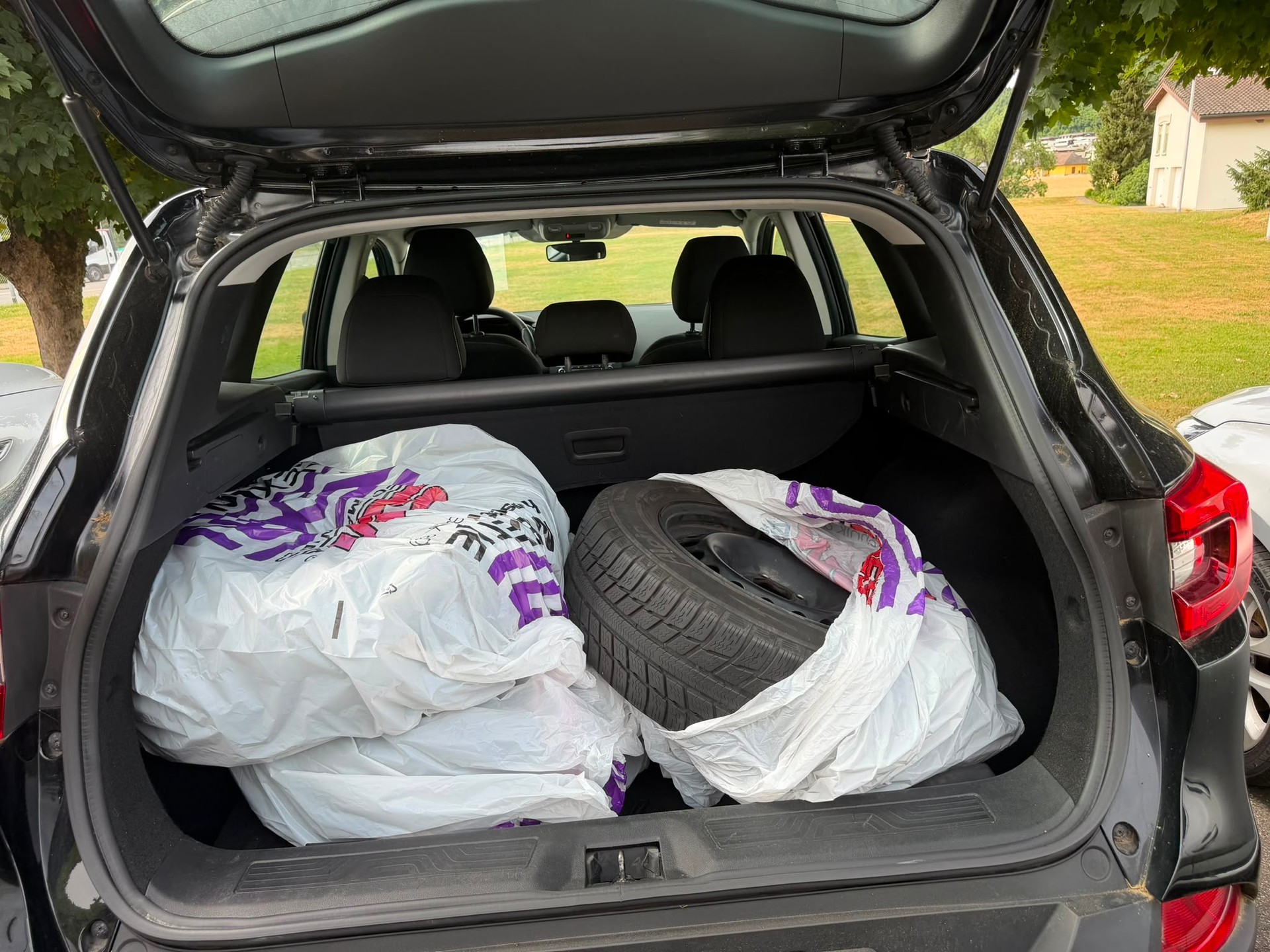 RENAULT Kadjar 1.2 16V Turbo Bose-image-6