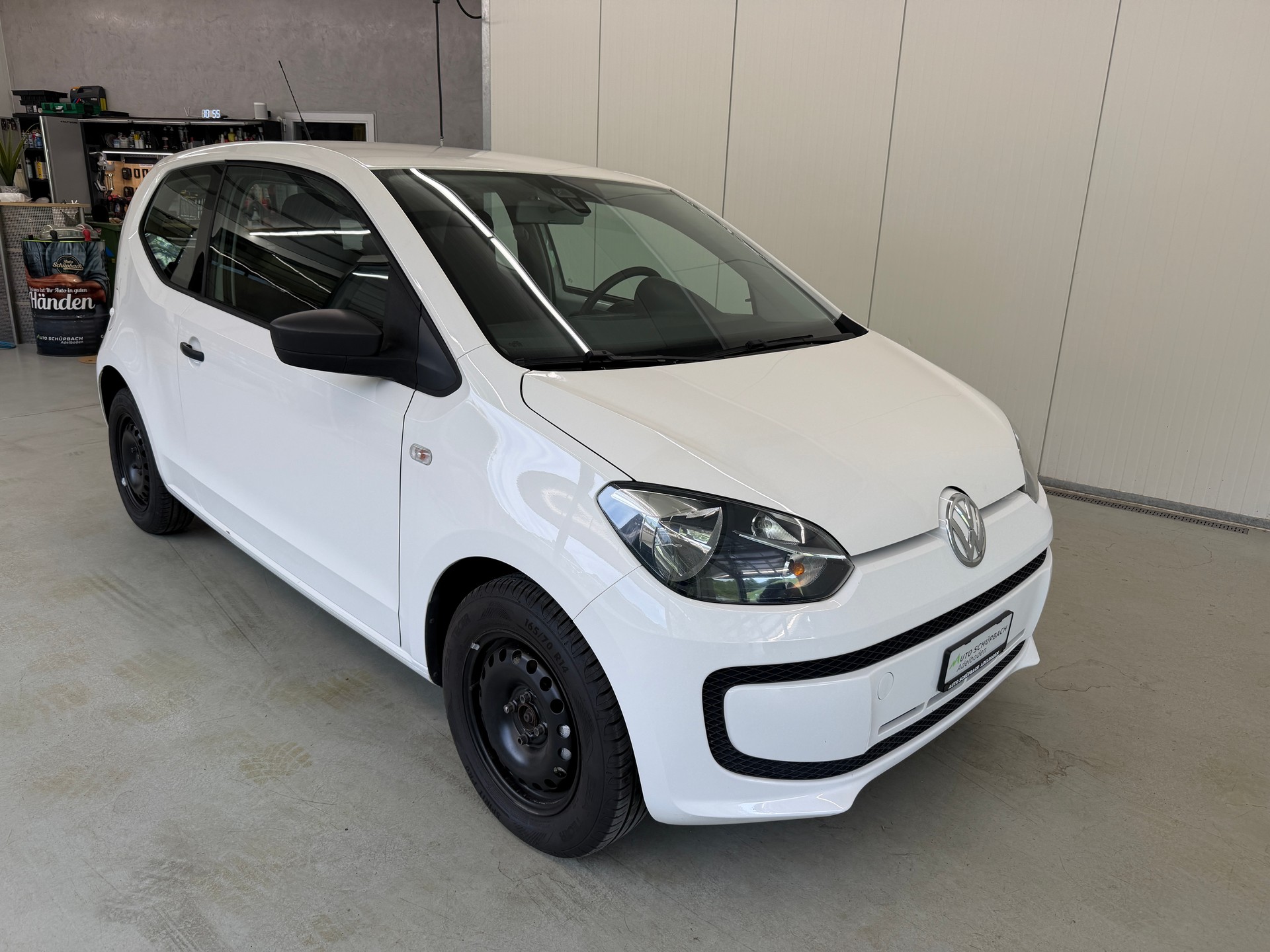 VW Up 1.0 take up