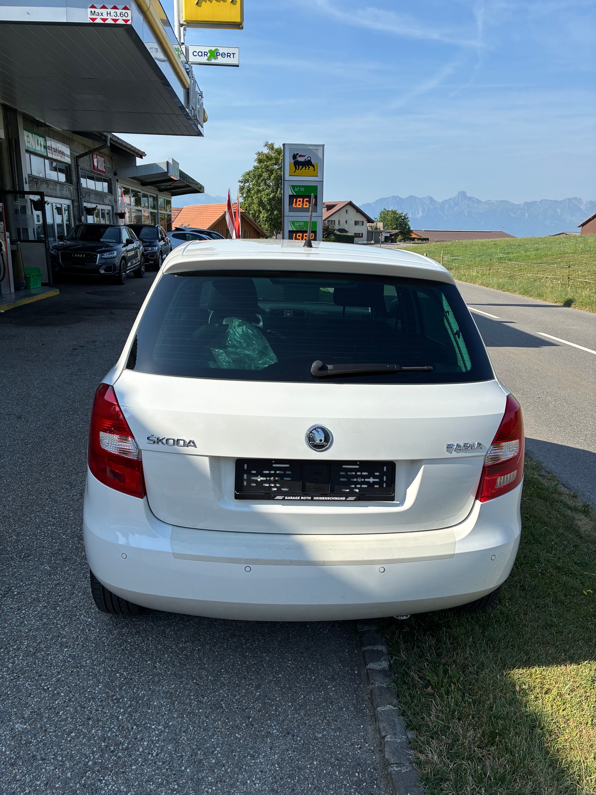 SKODA Fabia 1.2 TSI Ambition Plus-image-2