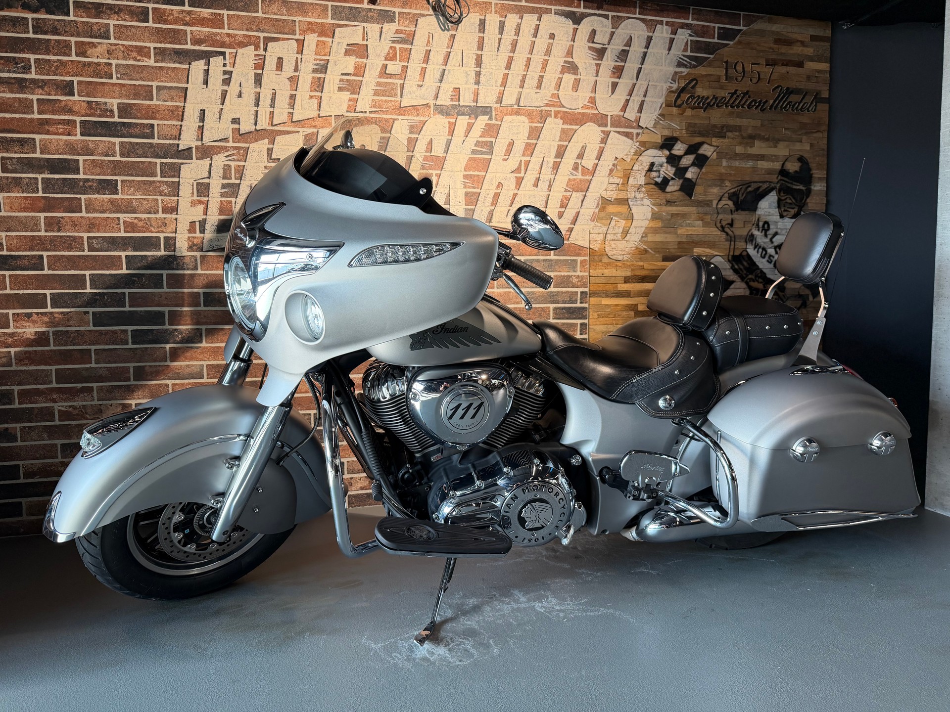 INDIAN Chieftain-image-0