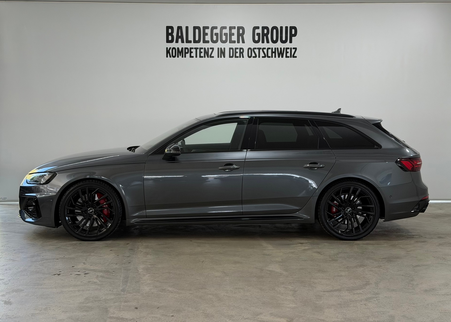 AUDI RS4 Avant 2.9 V6 TFSI quattro-showroom-element-1