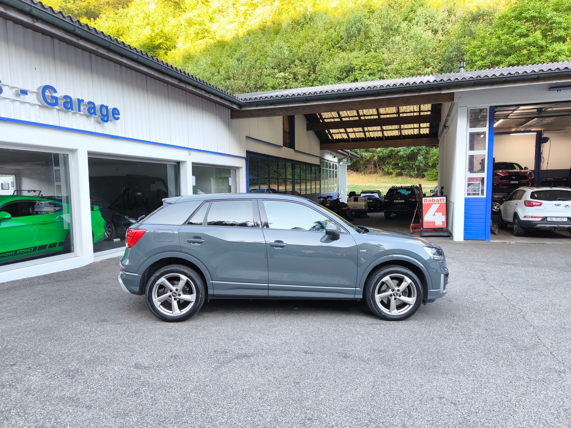 AUDI Q2 2.0 TFSI sport quattro S-tronic-image-15