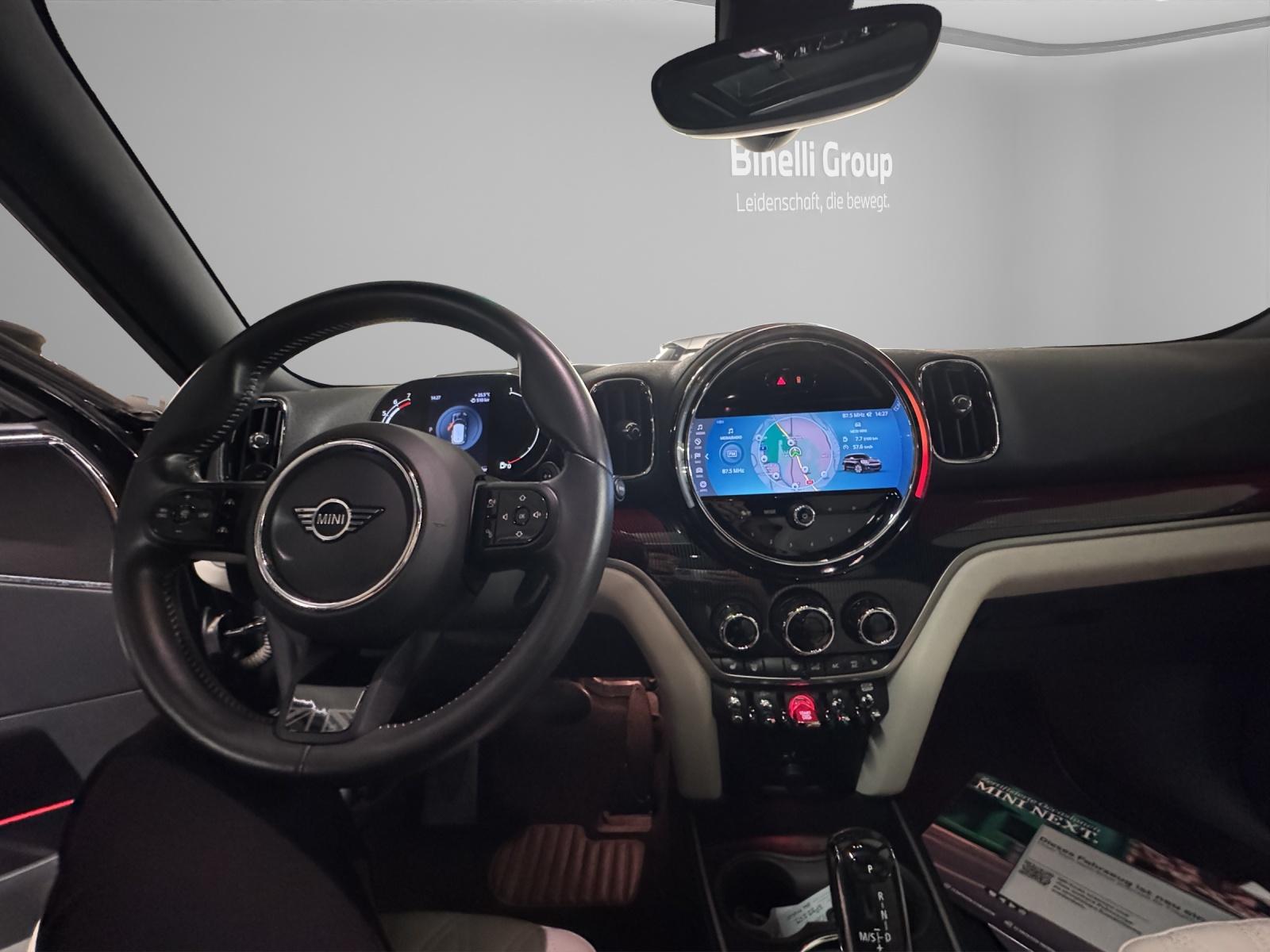 MINI Countryman F60 2.0i Cooper S SAG ALL4-image-17