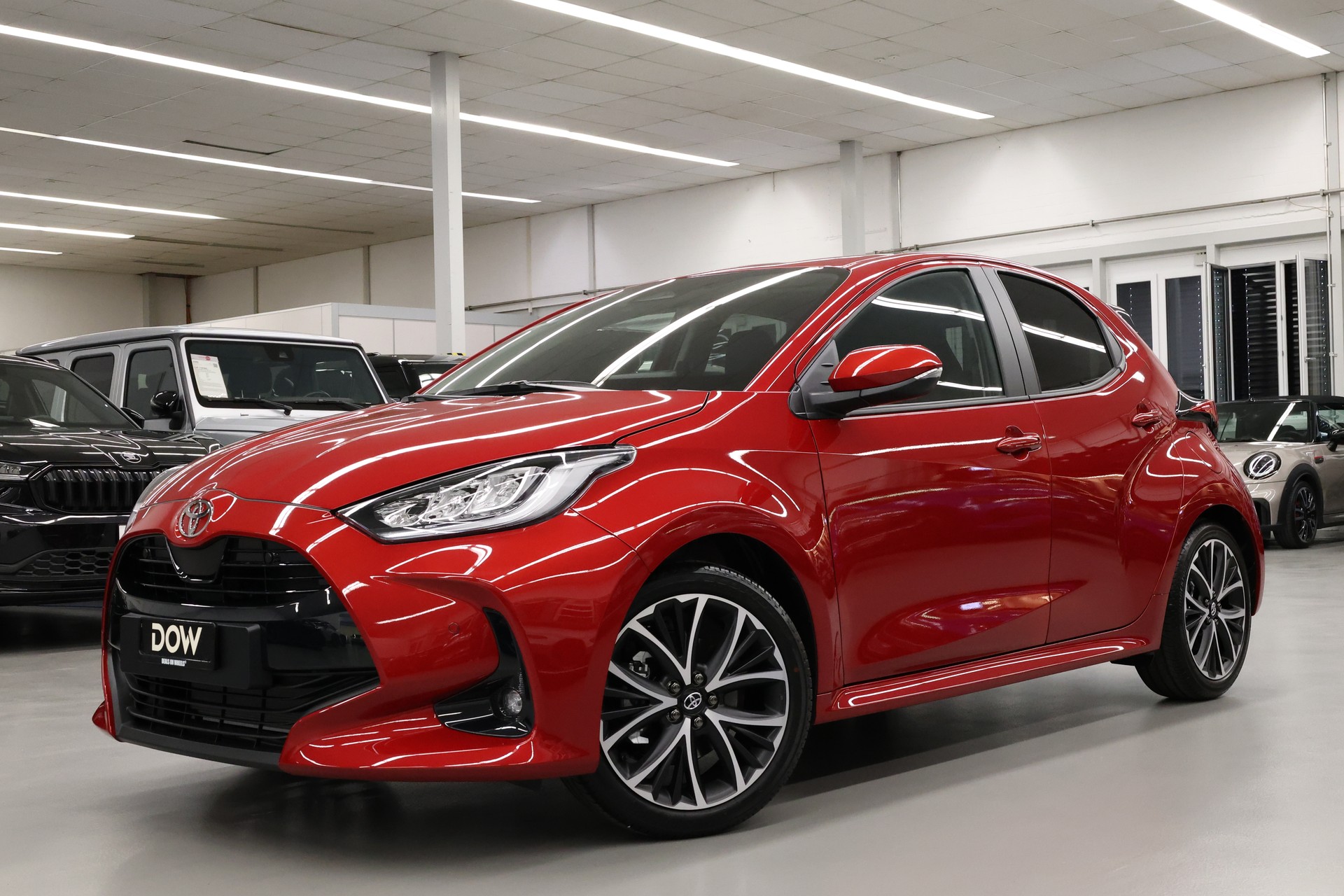 TOYOTA Yaris 1.5 VVT-i HSD Teamplayer