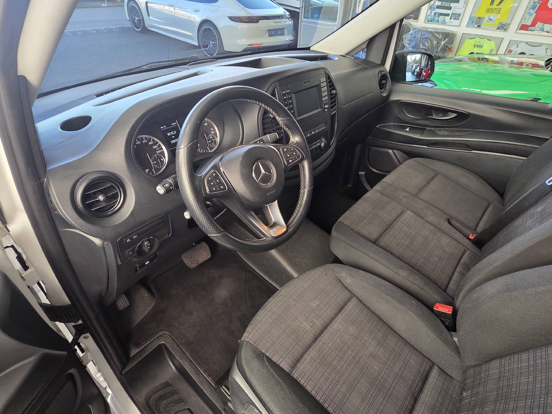 MERCEDES-BENZ Vito 116 Kombi L 2.2 CDI BT Pro-image-8