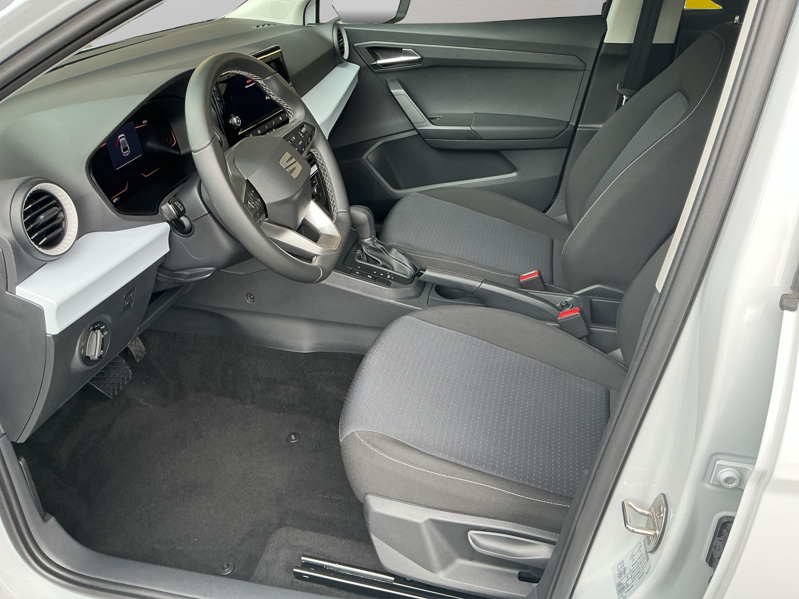 SEAT Ibiza 1.0 EcoTSI Move DSG-image-4
