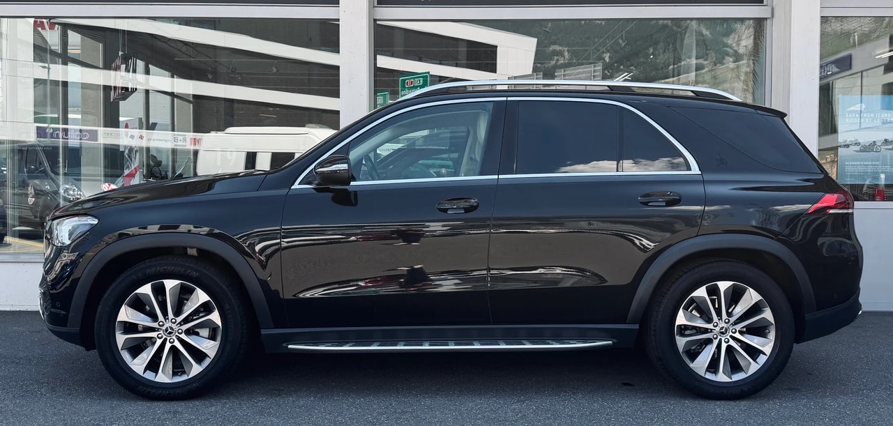 MERCEDES-BENZ GLE 300 d 4Matic 9G-Tronic 7-Plätzer-showroom-element-2