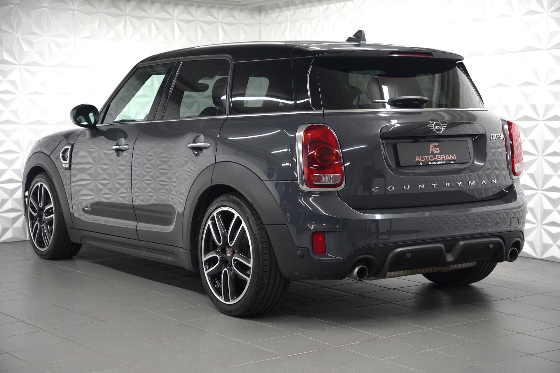 MINI Mini Countryman John Cooper Works ALL4 Steptronic-showroom-element-2
