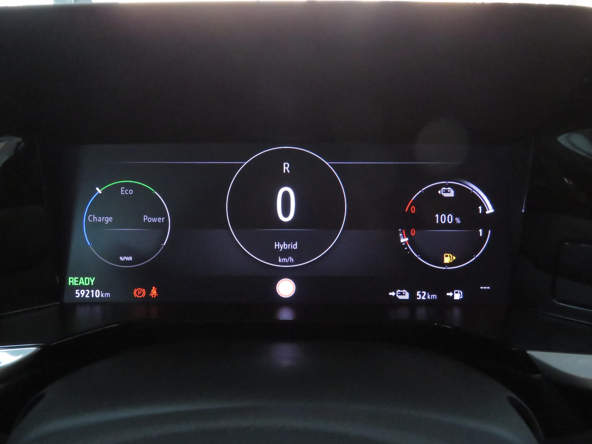 OPEL Grandland 1.6 Hybrid 4x4 GSe Automat-image-19