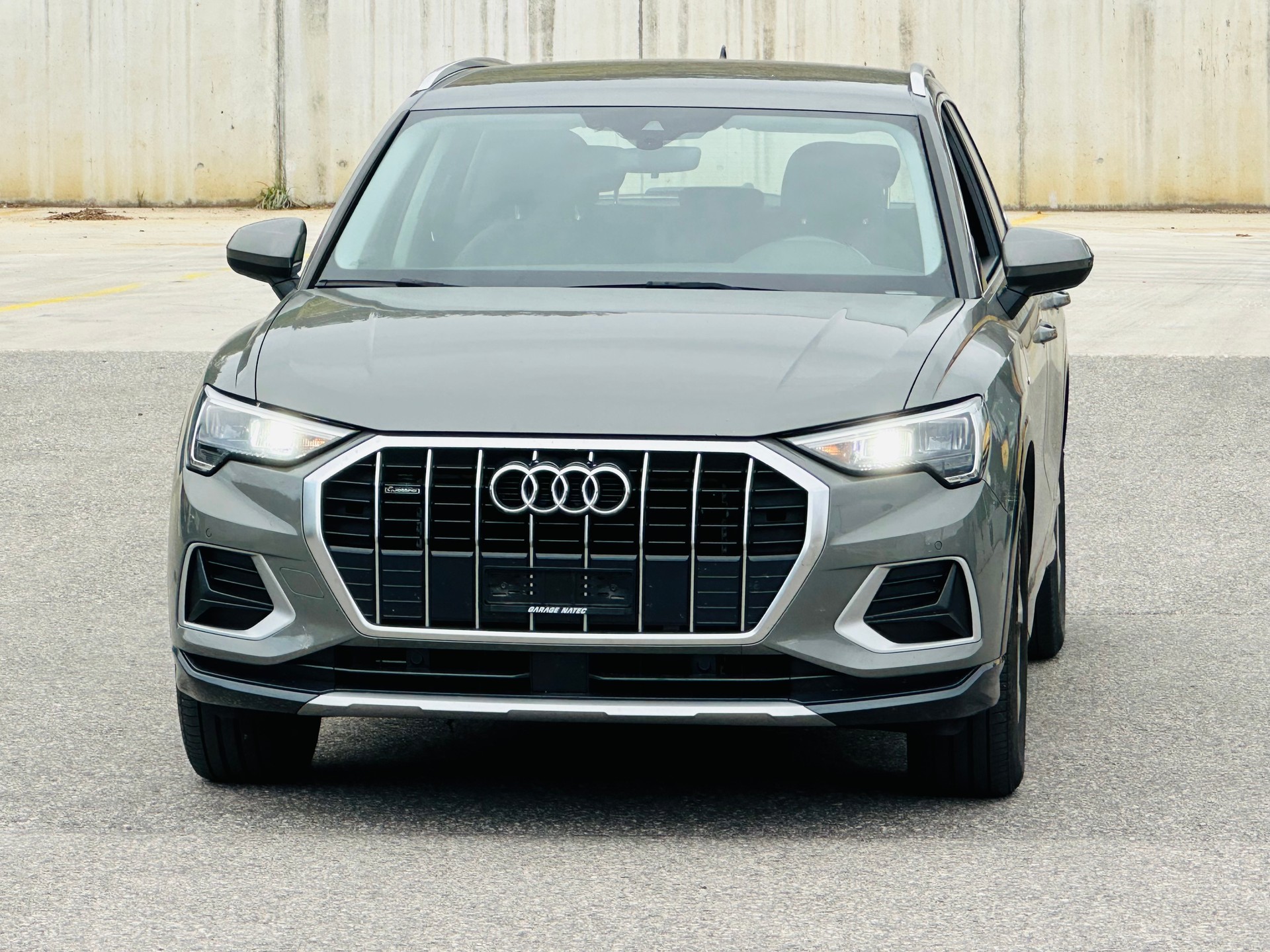 AUDI Q3 40 TDI advanced quattro S-tronic-showroom-element-3