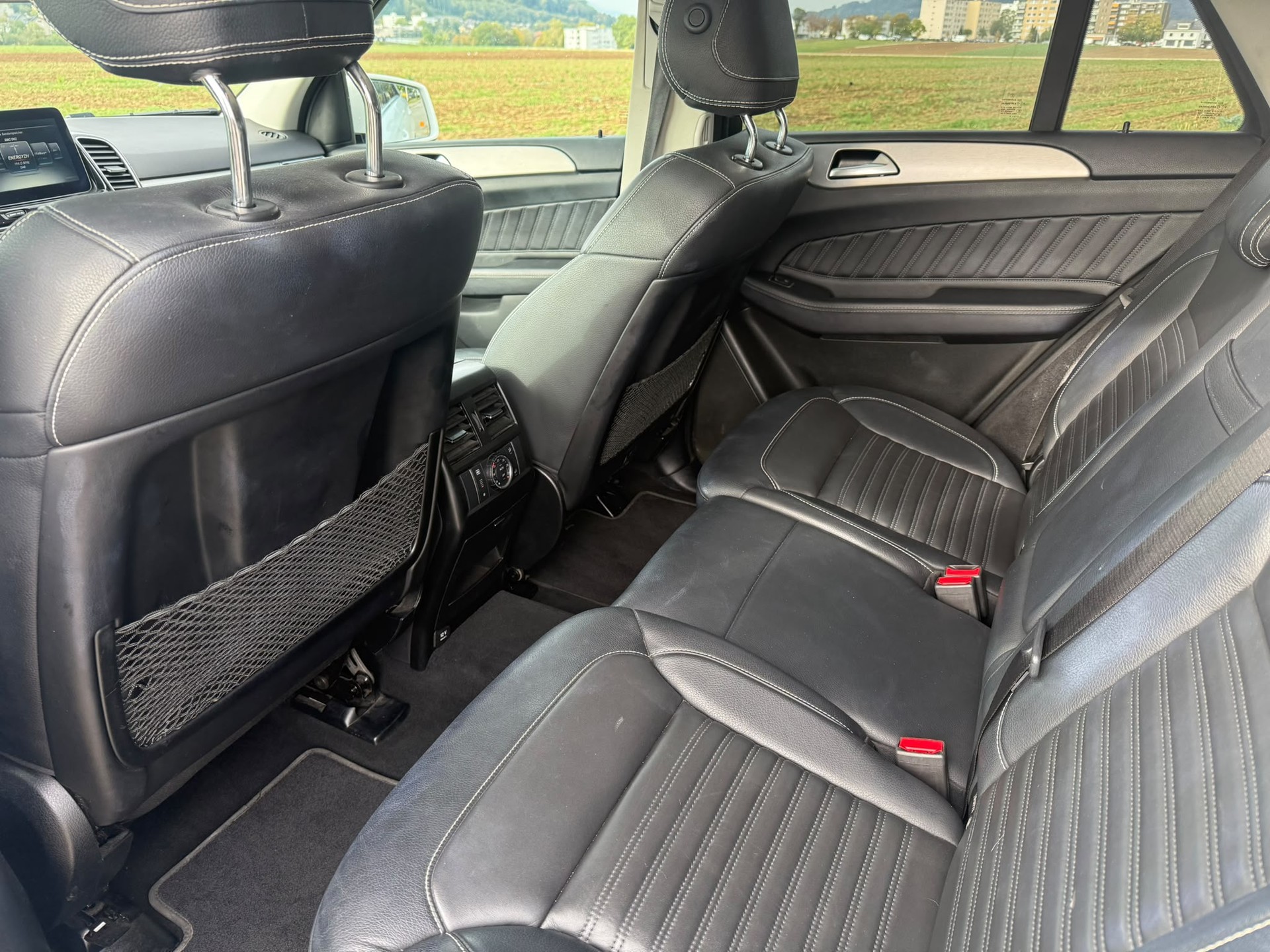 MERCEDES-BENZ GLE 250 d Executive 4Matic 9G-Tronic-image-11