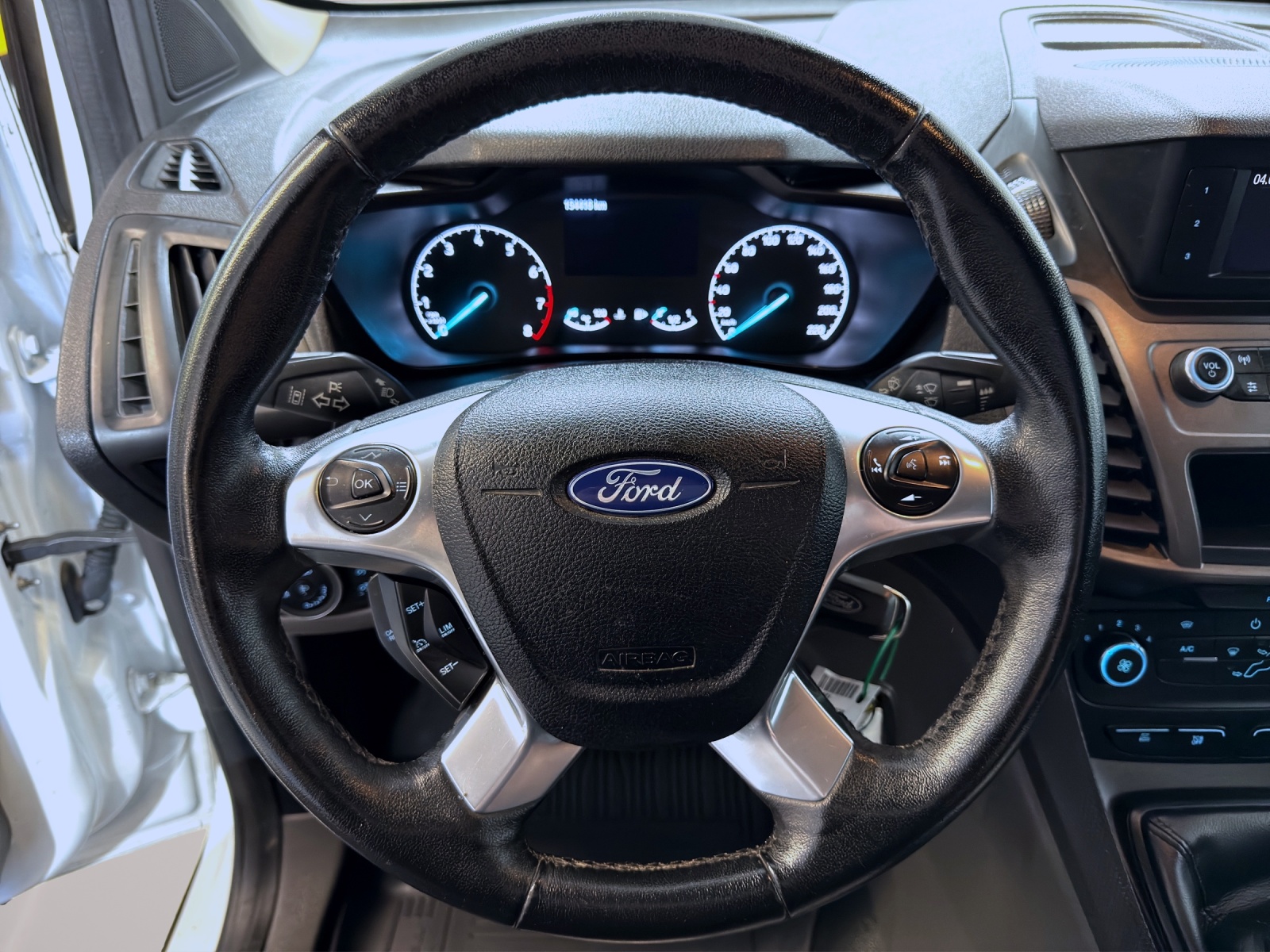 FORD 1.0 ECOBOOST L1 200TREND-image-7
