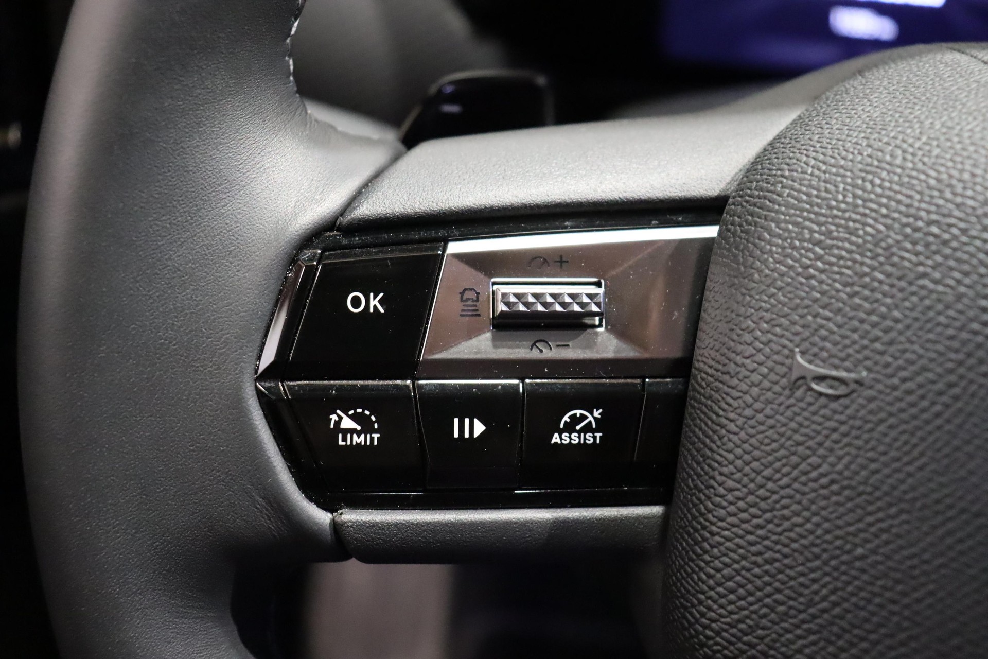 DS AUTOMOBILES Automobiles DS4 1.6 PureTech Rivoli-image-17