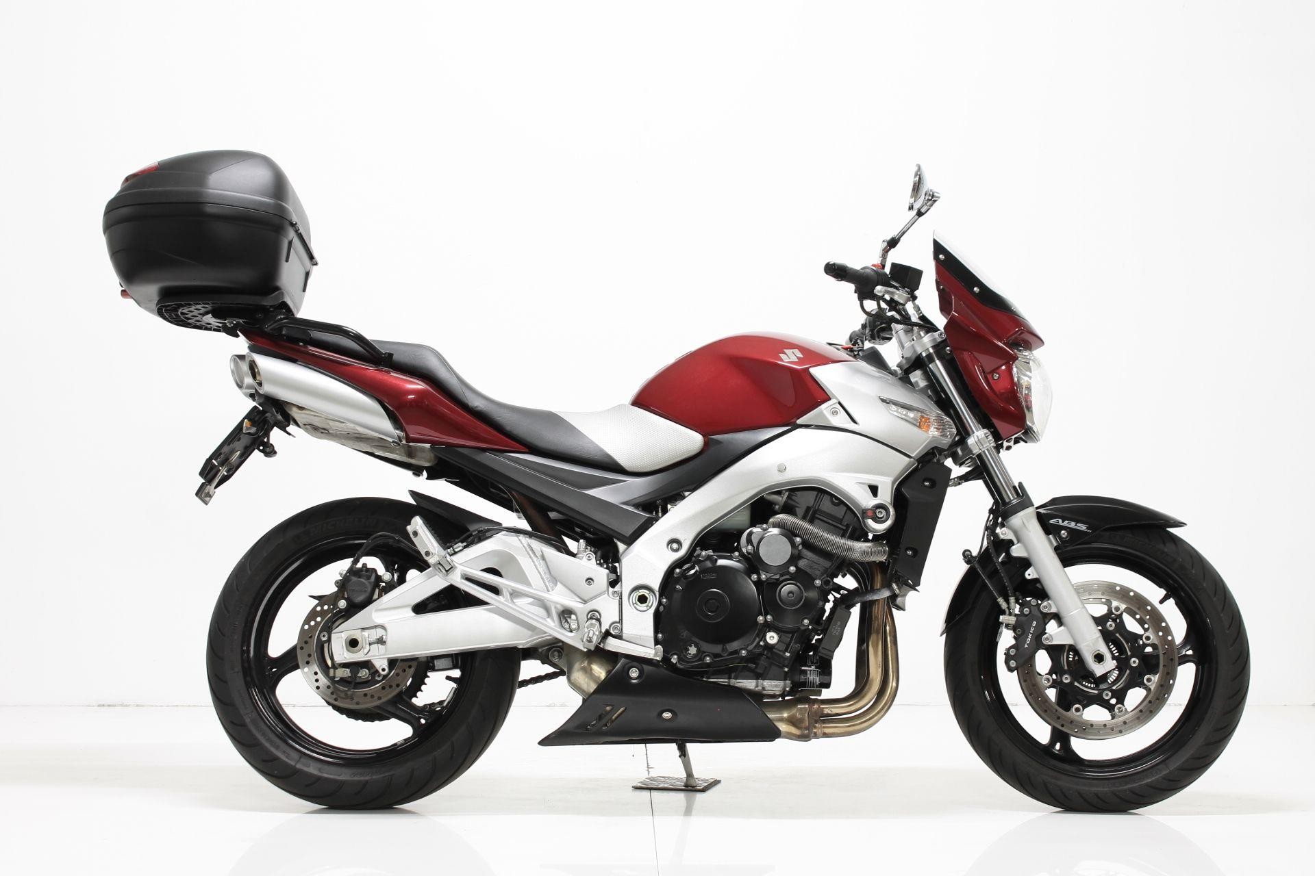 SUZUKI GSR 600 A-image-3