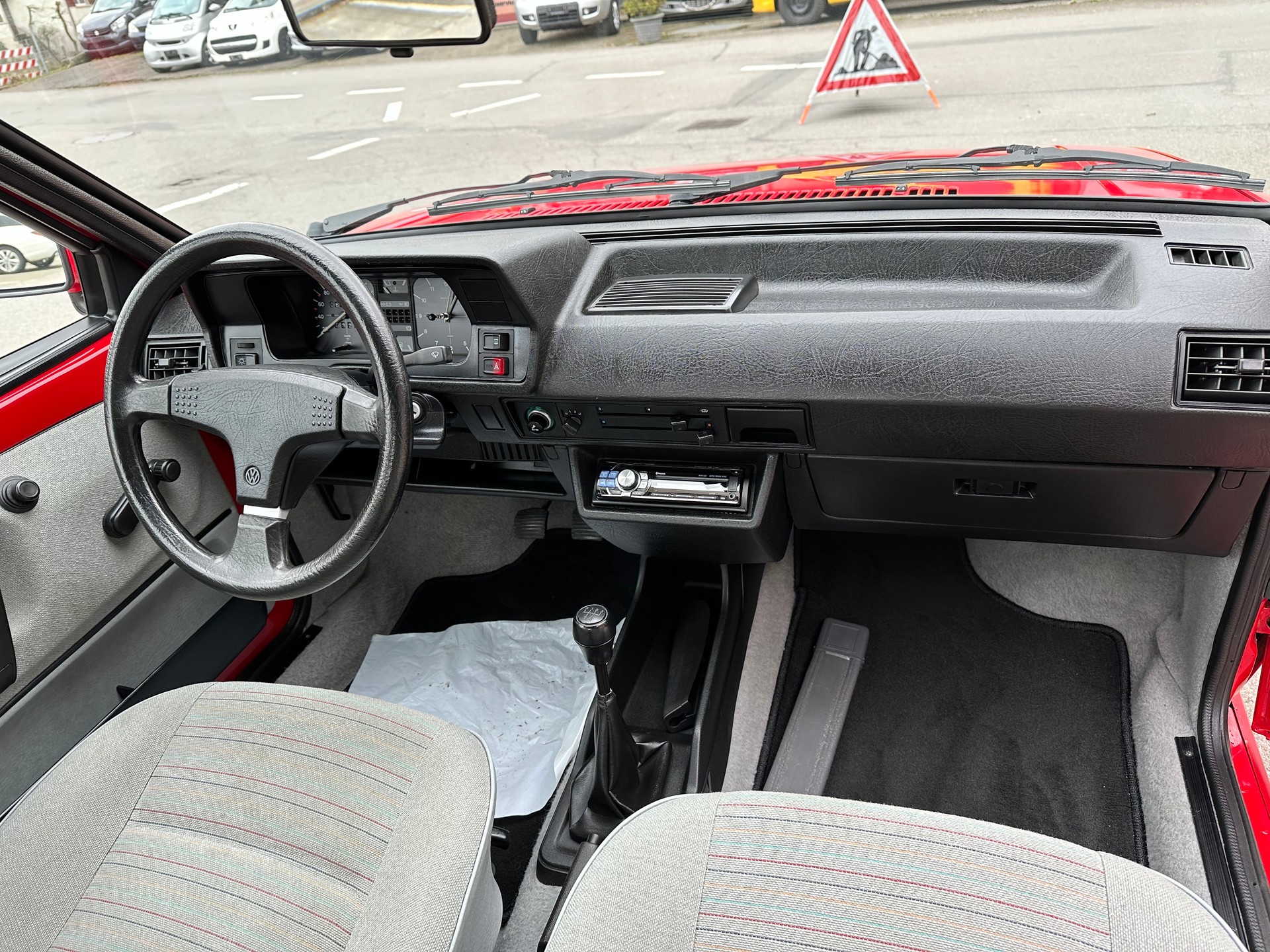 VW Polo Coupé 1300 Fancy(CL) Wagen ist frisch geprüft (Veteranengeprüft).-image-6