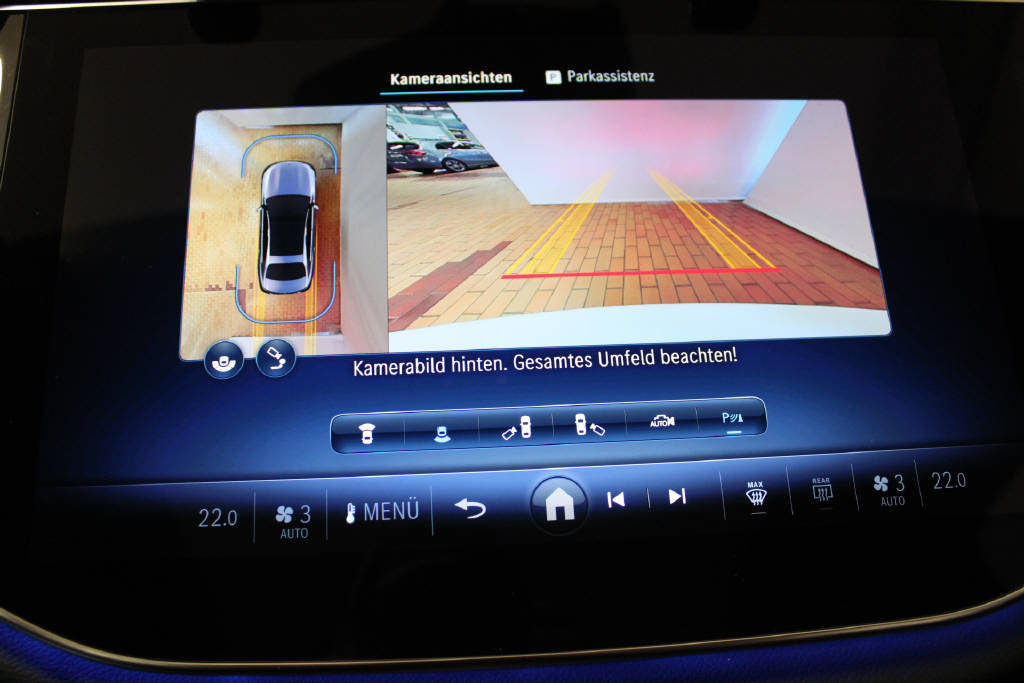 MERCEDES-BENZ E 450 d 4Matic AMG Line-image-9
