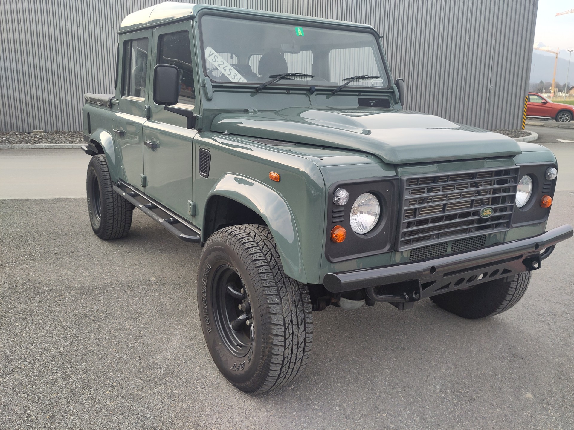 LAND ROVER Defender 110 2.4 Td4 High Capacity Pick Up