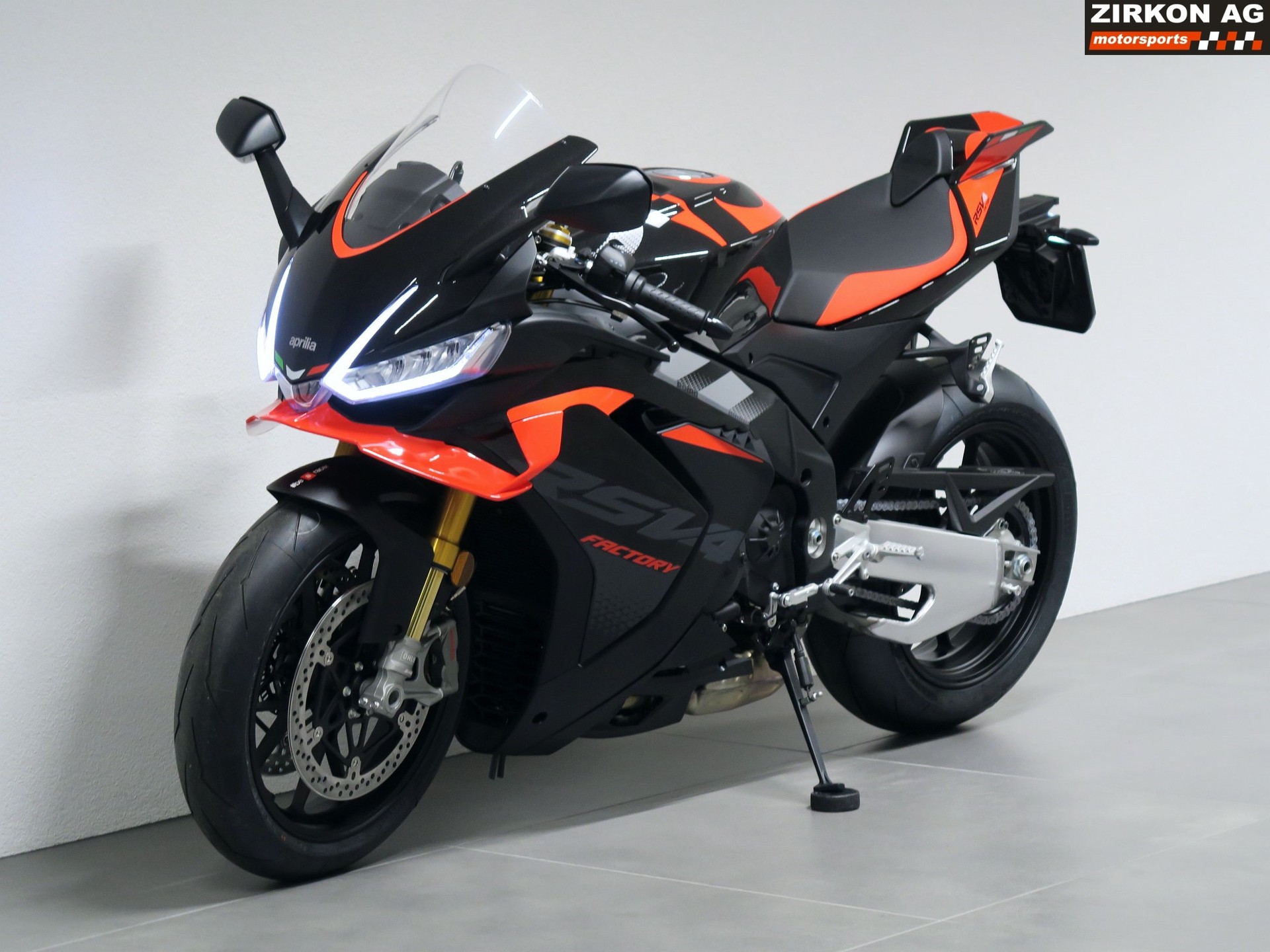 APRILIA RSV4 1100 E5+ Factory-image-8