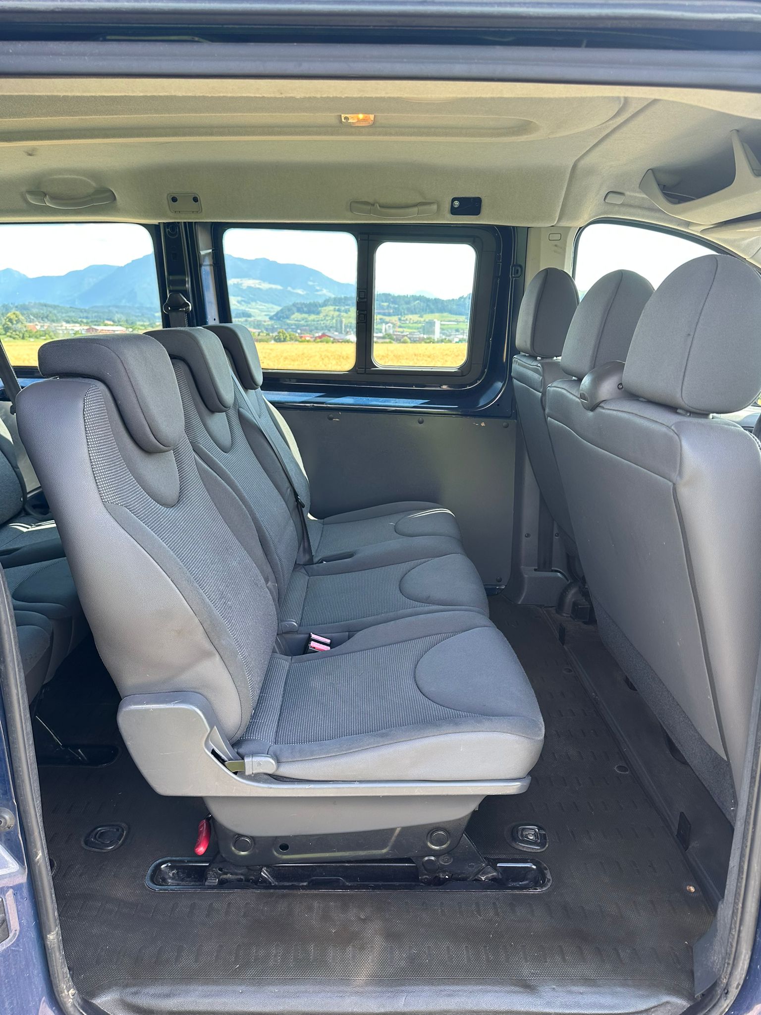 CITROEN Jumpy 2.0 HDi L2H1 Exclusive-image-11