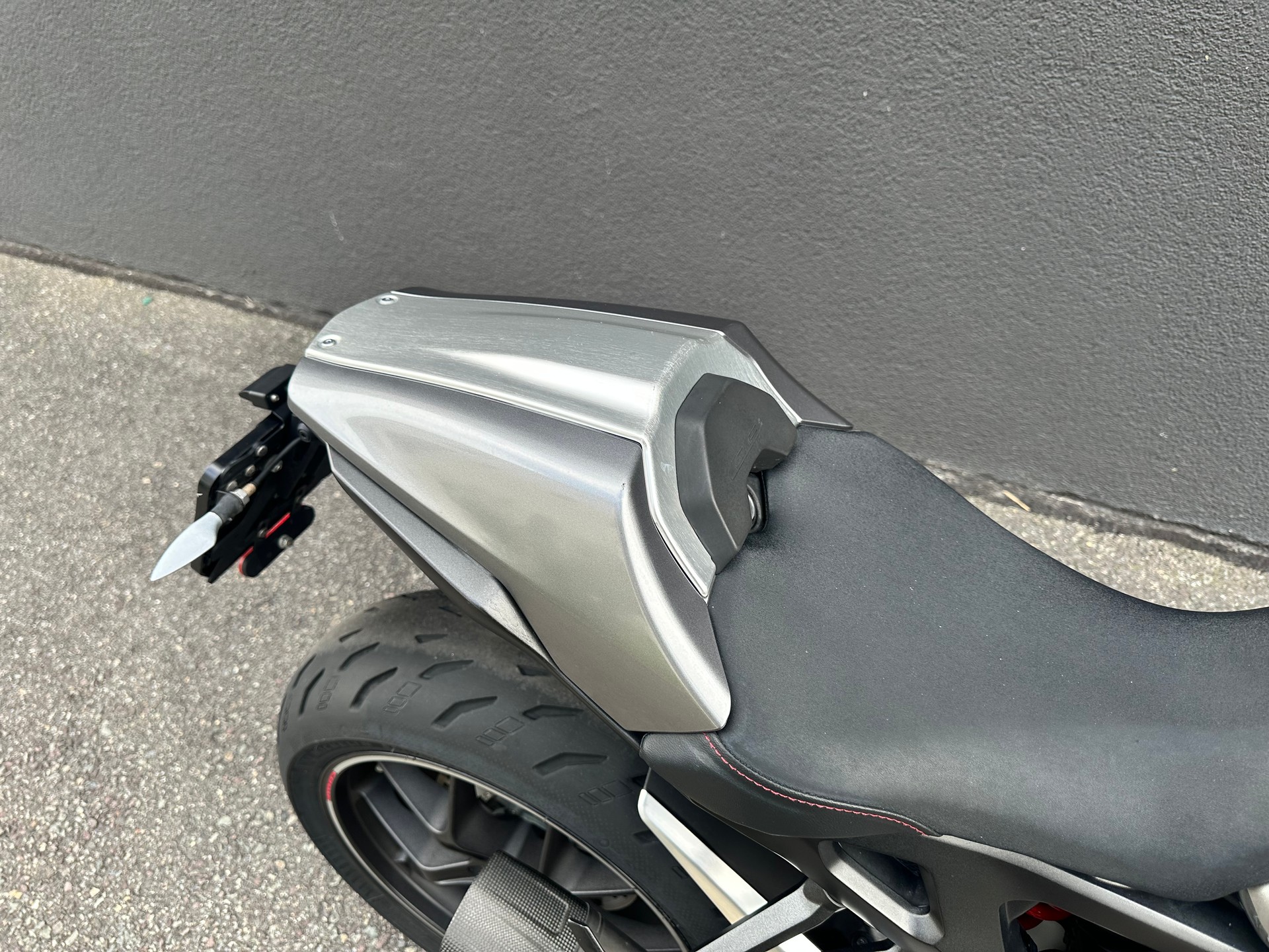 HONDA CB 1000 R ABS-image-7