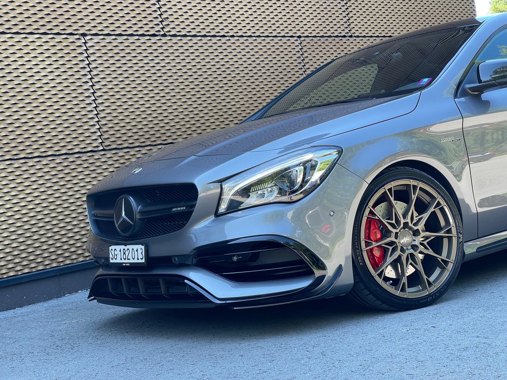 MERCEDES-BENZ CLA Shooting Brake 45 AMG 4Matic ♦️Ab MFK & Service*Topausstattung♦️-image-7