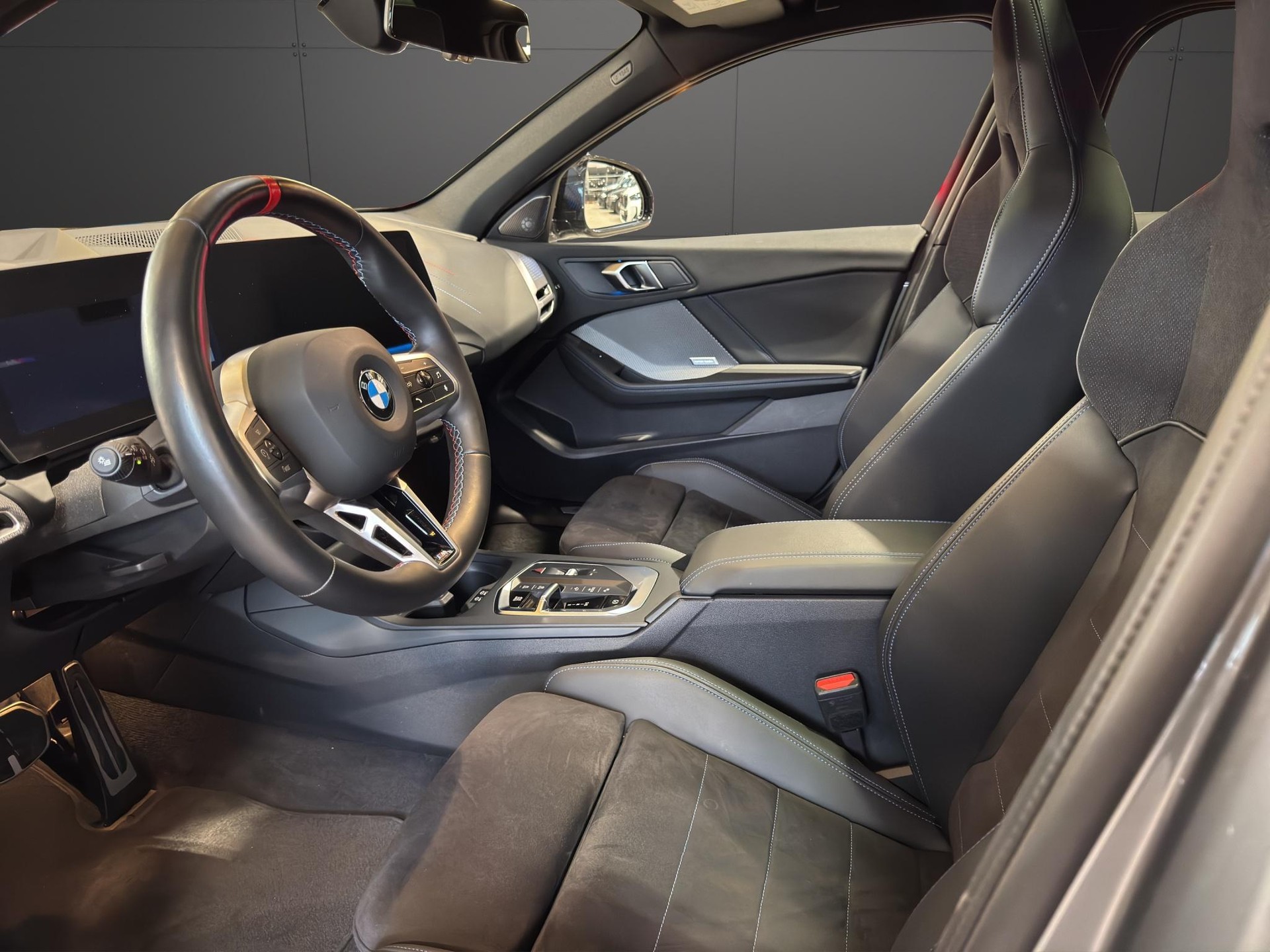 BMW M135i xDrive M Sport-image-7