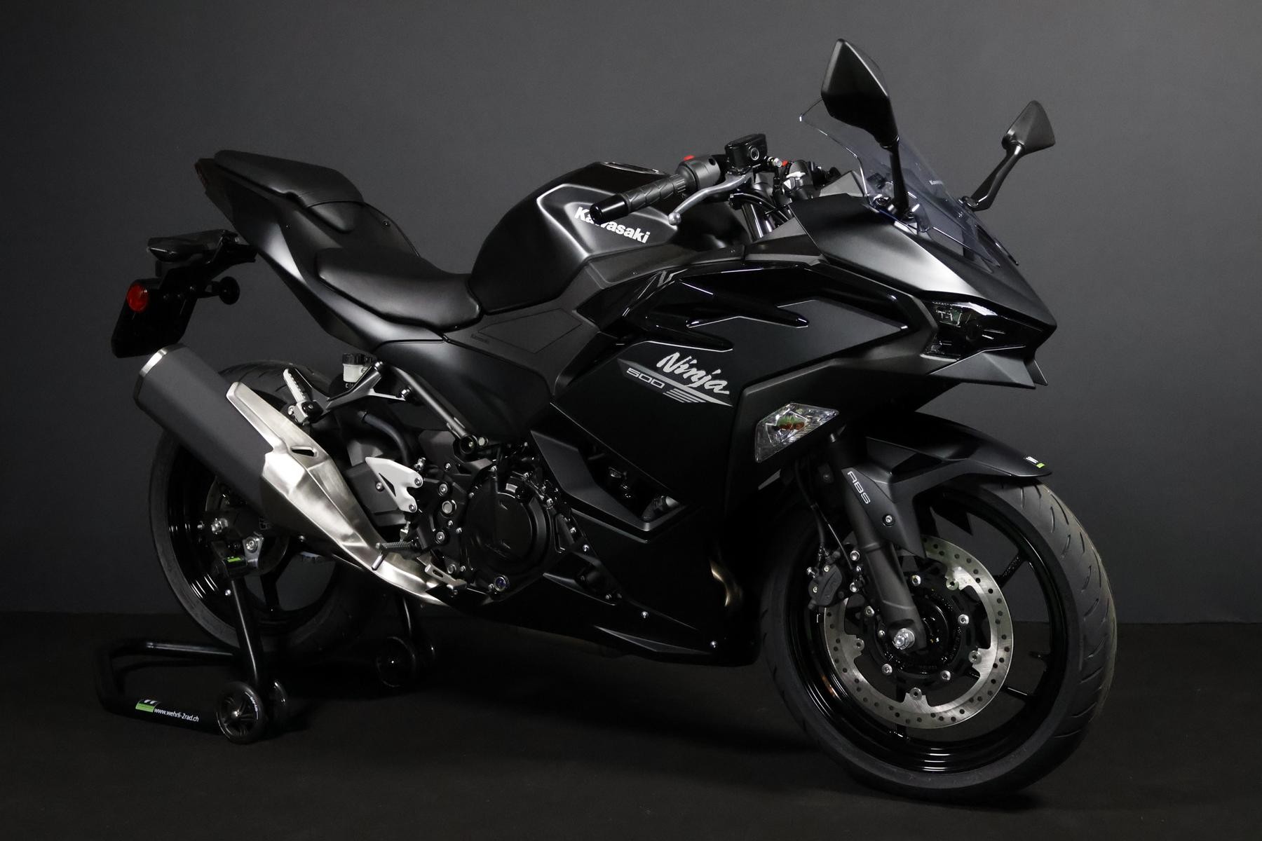 KAWASAKI Ninja 500 Black Edition-image-1