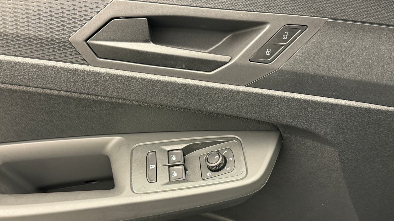 VW Caddy Maxi 1.5 TSI Plug in Hybrid Life DSG-image-8