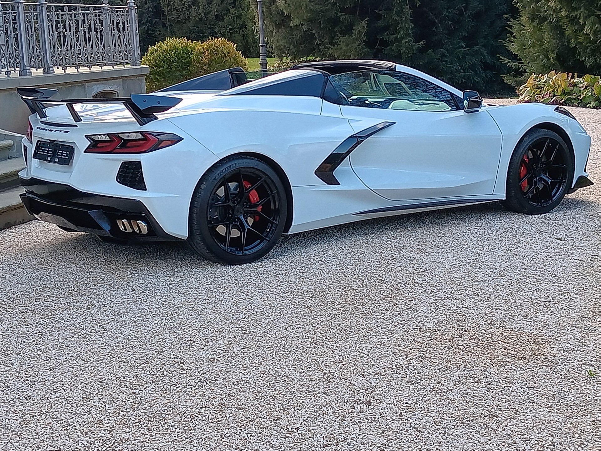 CHEVROLET Stingray C8 3LT US Version Verkauf durch den Importeur Sutter US Cars and More