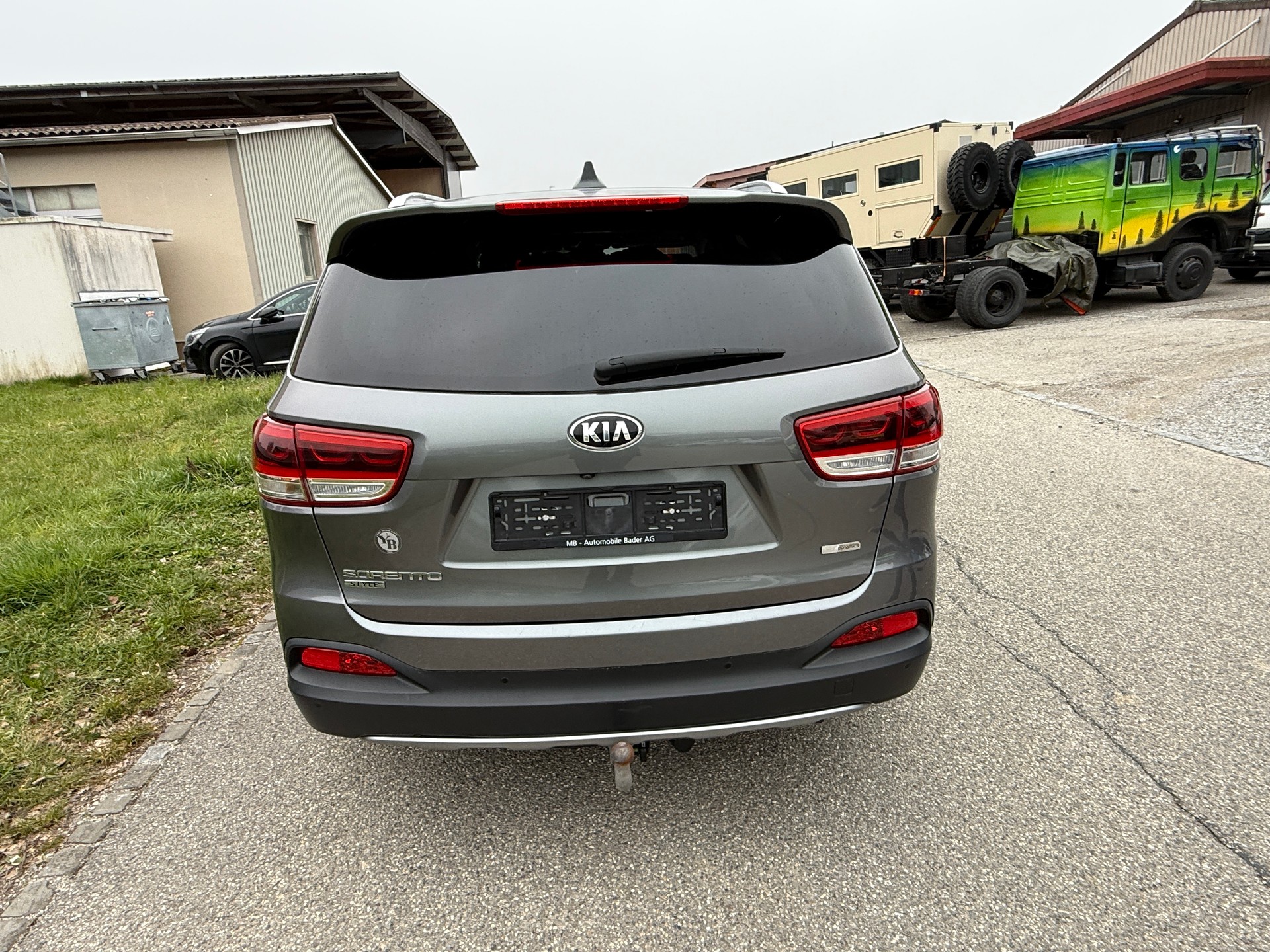 KIA Sorento 2.2 CRDI Style 5P. Automatic-image-4